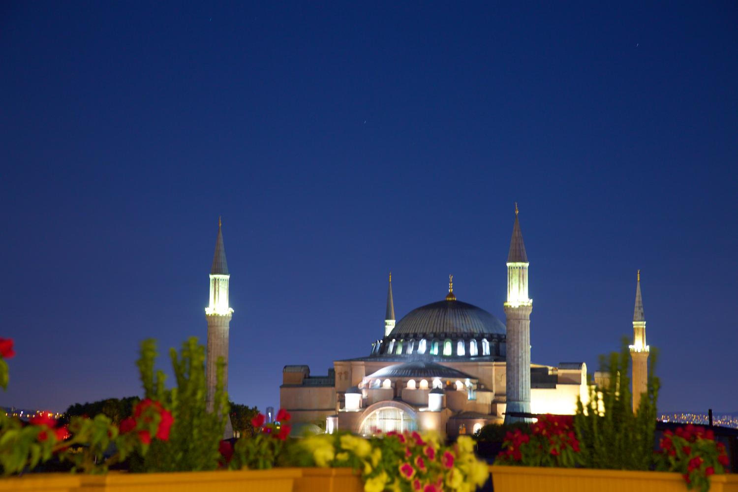 White House Hotel Istanbul - Image 39