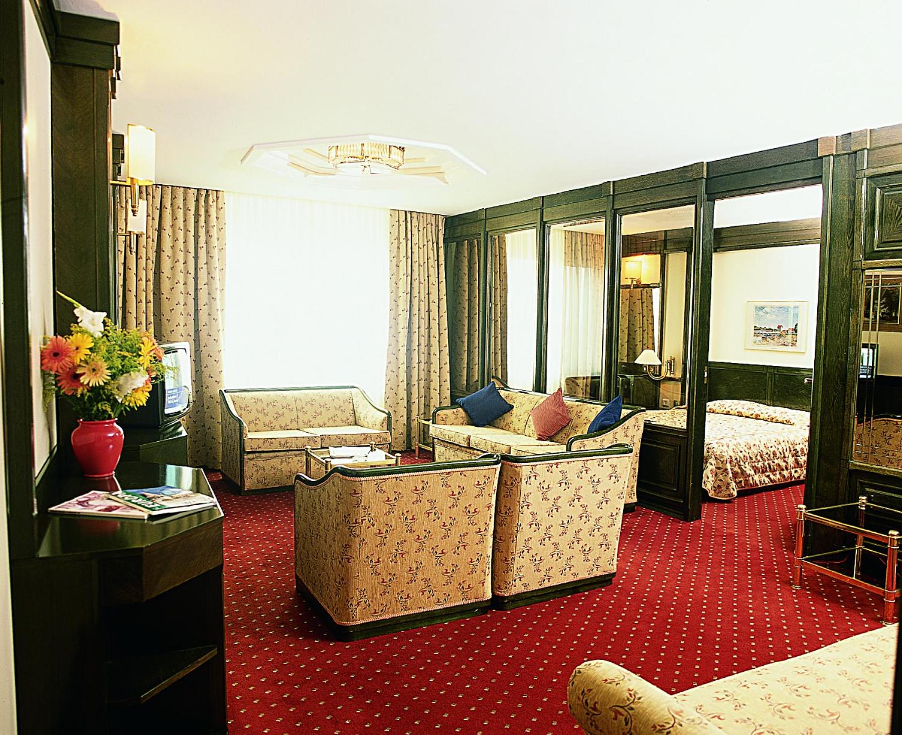 Istanbul Royal Hotel - Image 51