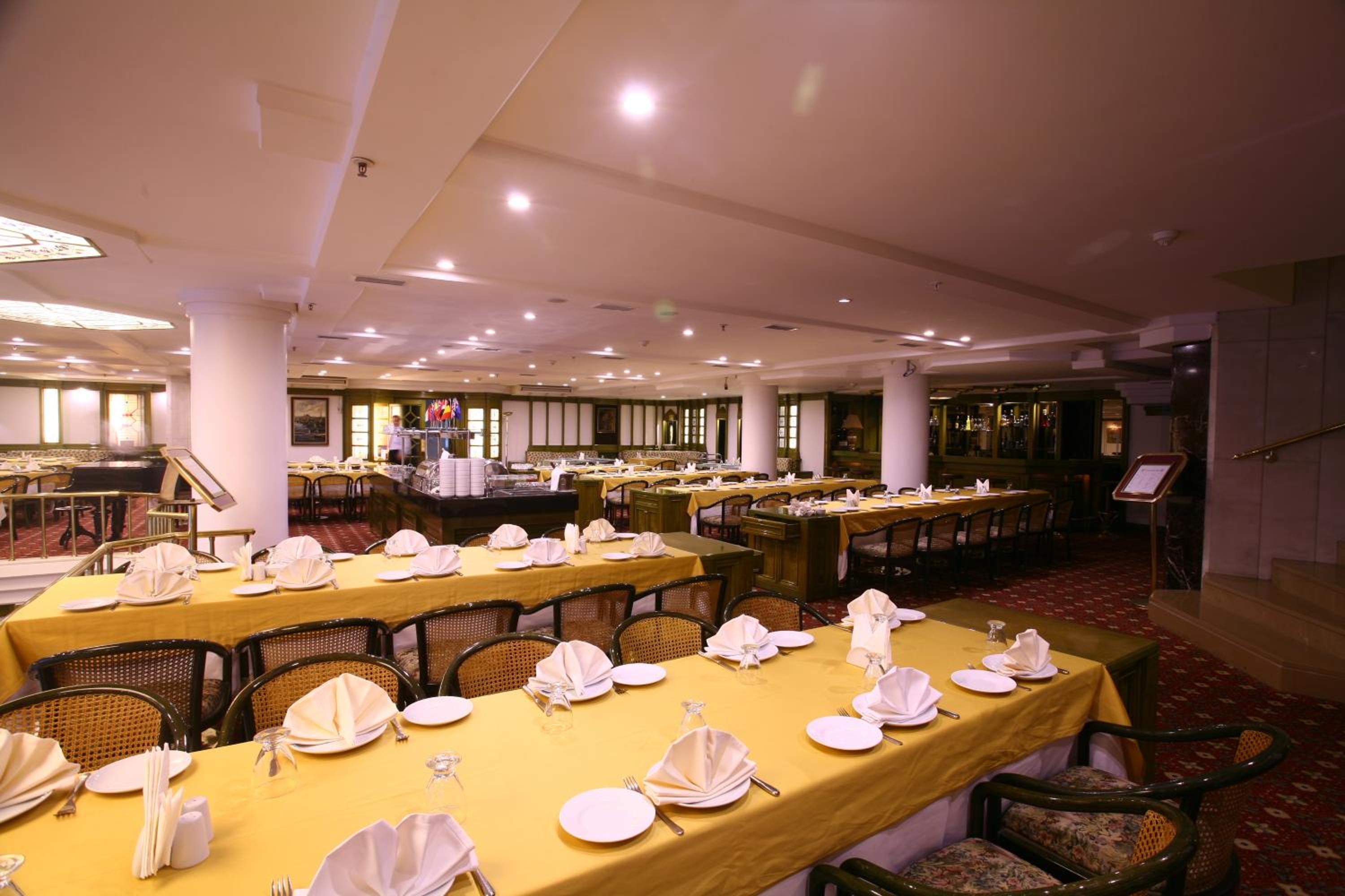 Istanbul Royal Hotel - Image 58