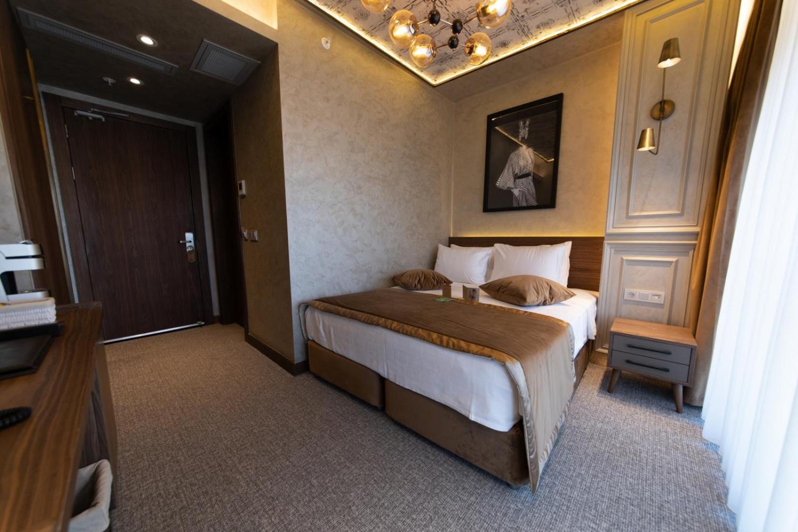 Tonight Port Otel - Image 15