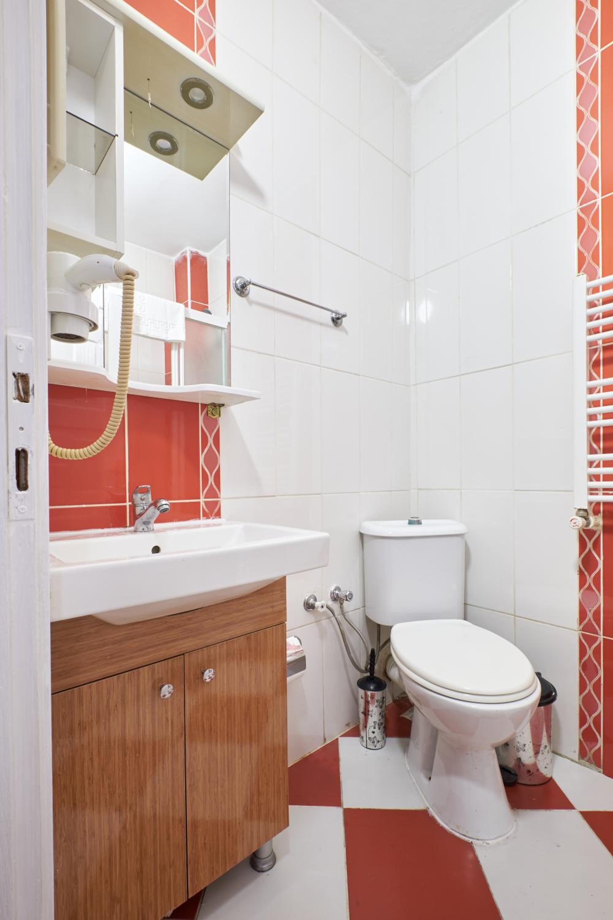 Central Suites Taksim - Image 21