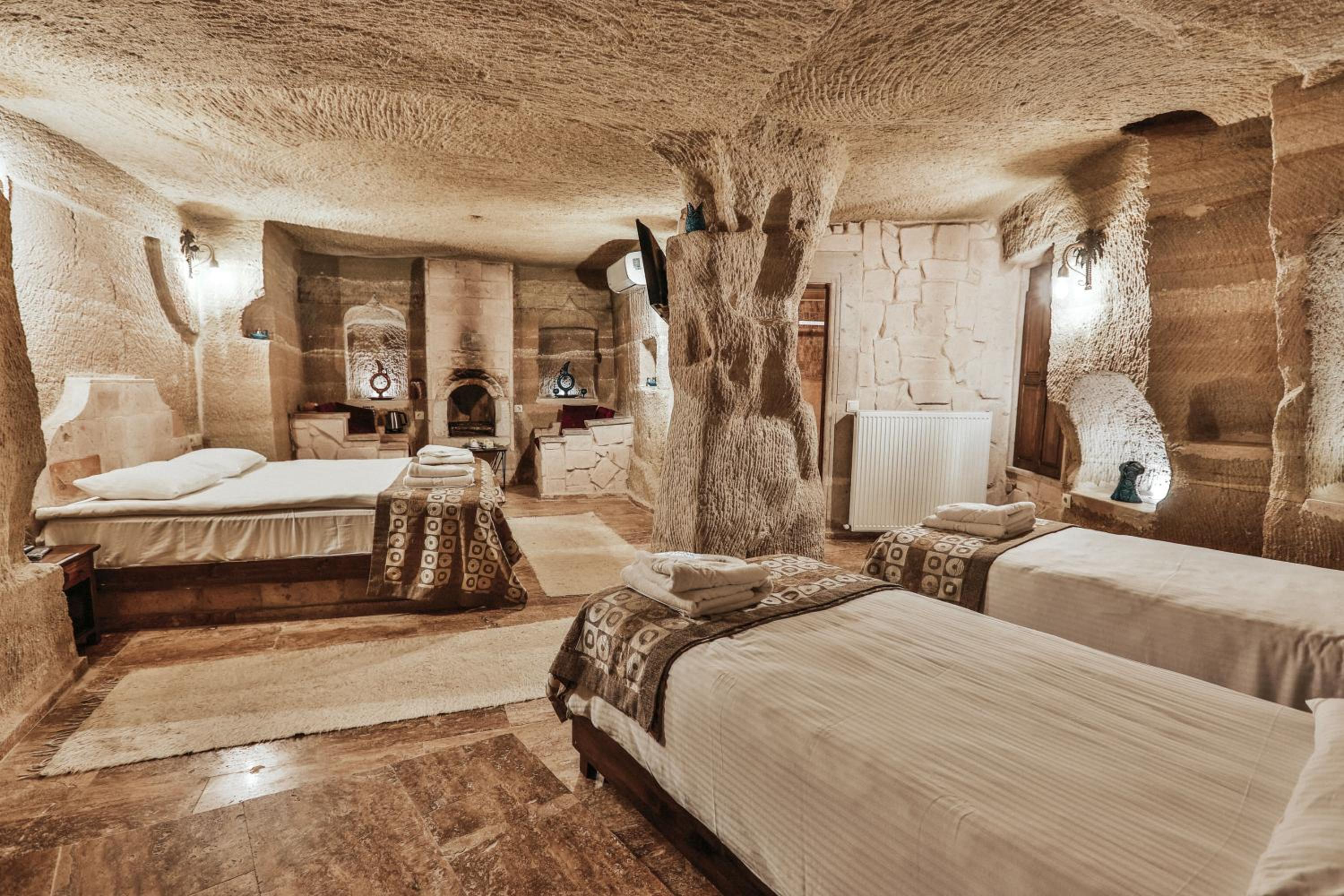 Cappadocia Caves Hotel - Image 41