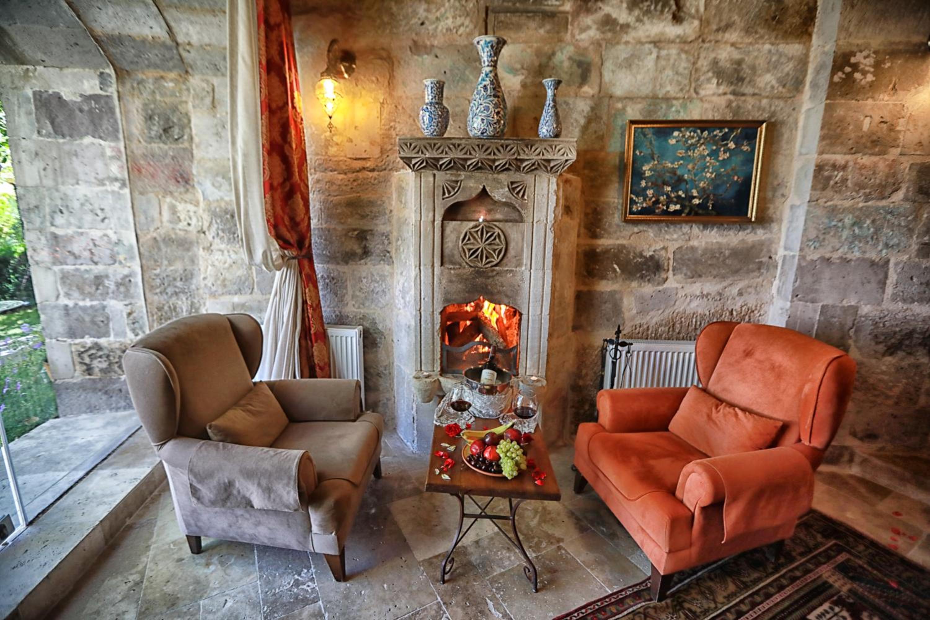Traveller's Cave Hotel - Image 100