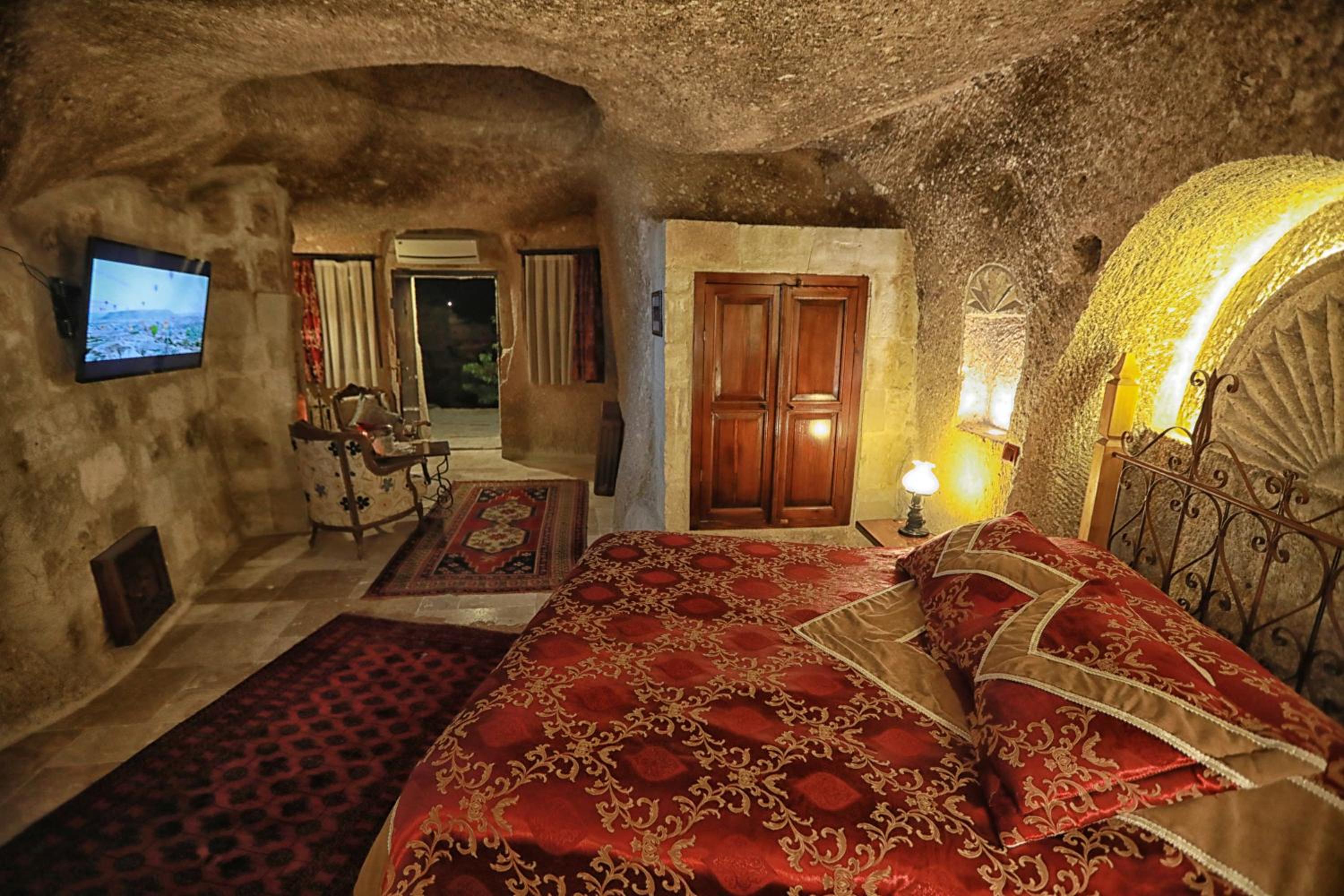 Traveller's Cave Hotel - Image 86