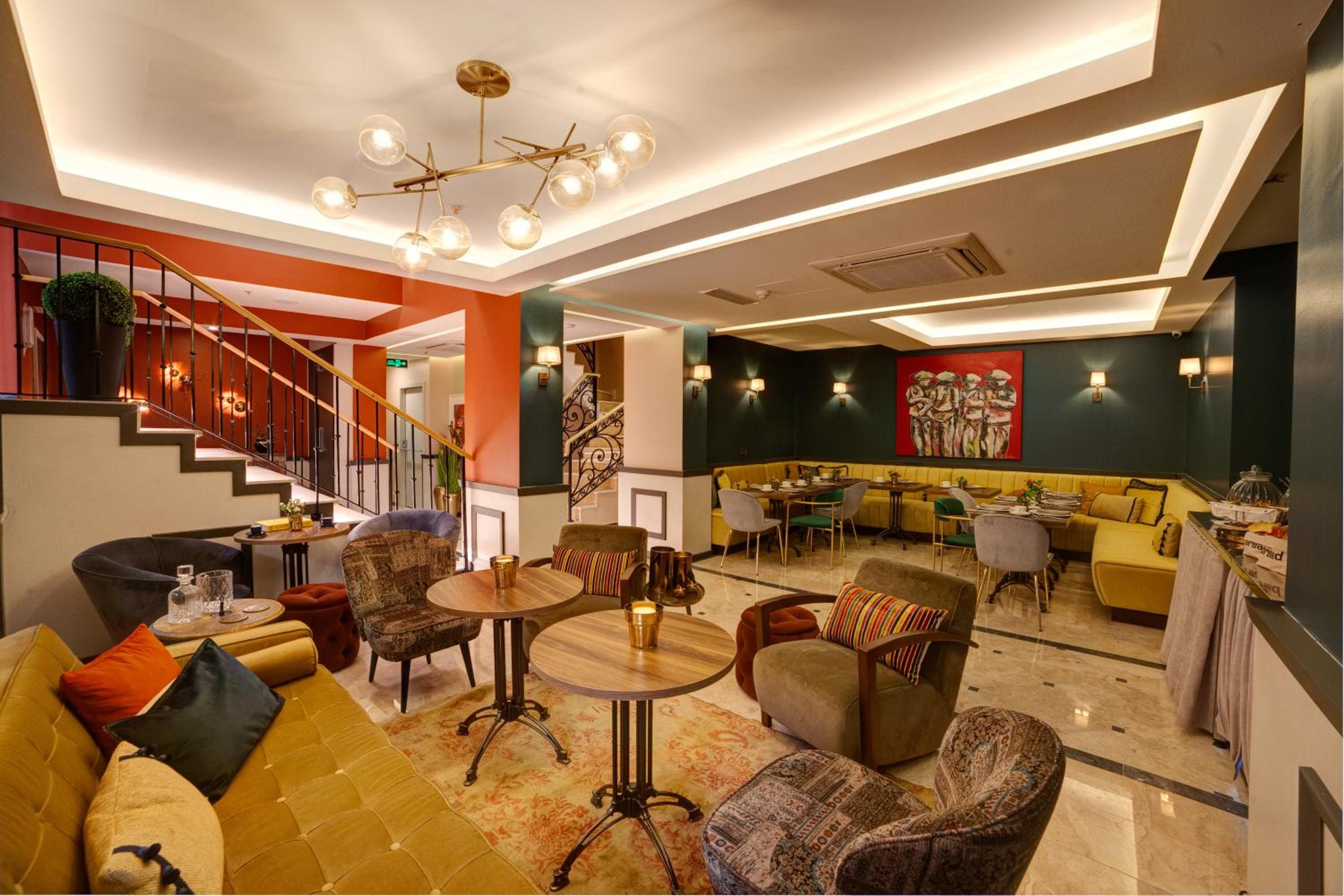 The Fox Otel - Image 29
