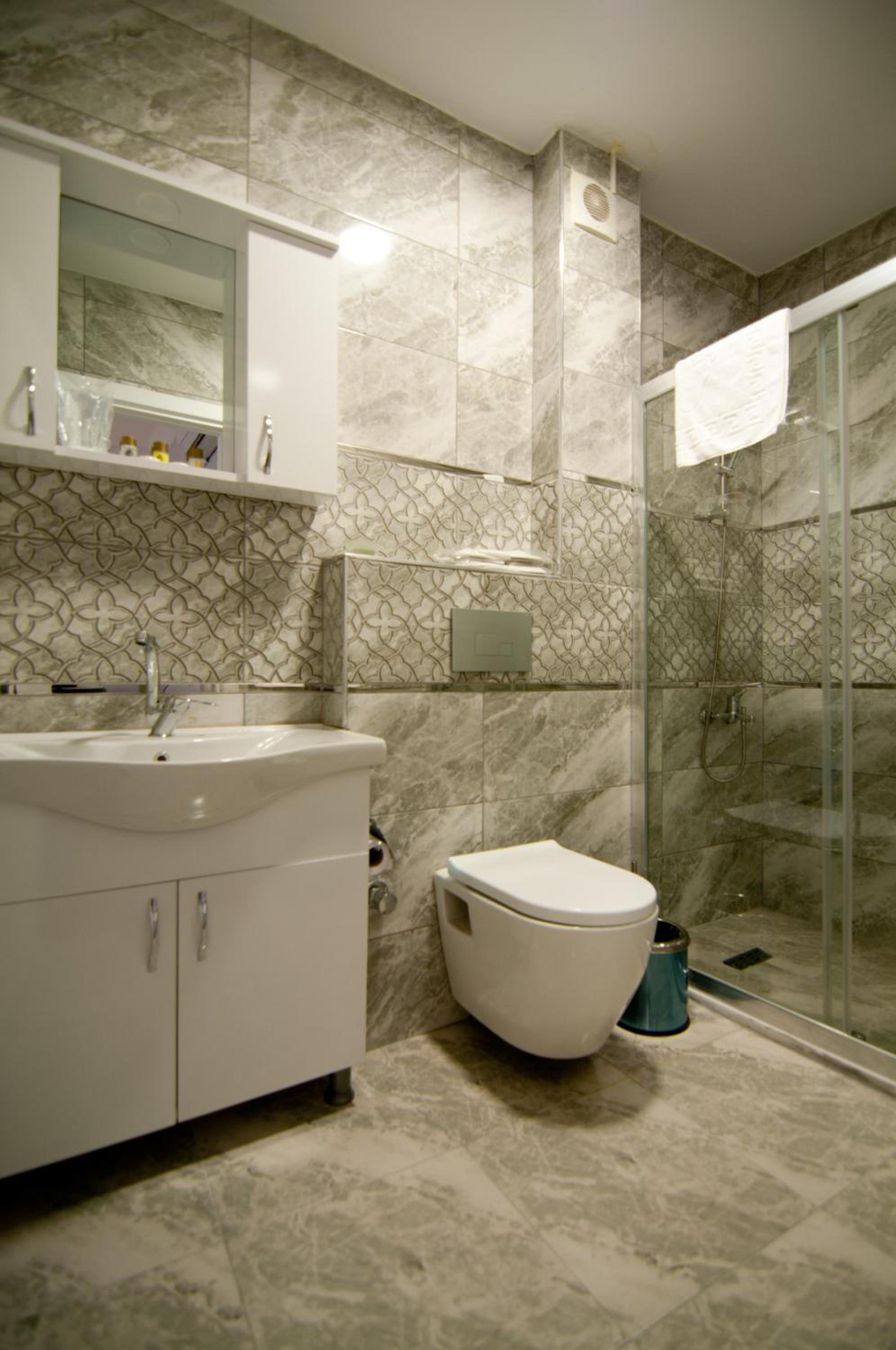 Genius Otel İstanbul - Image 31