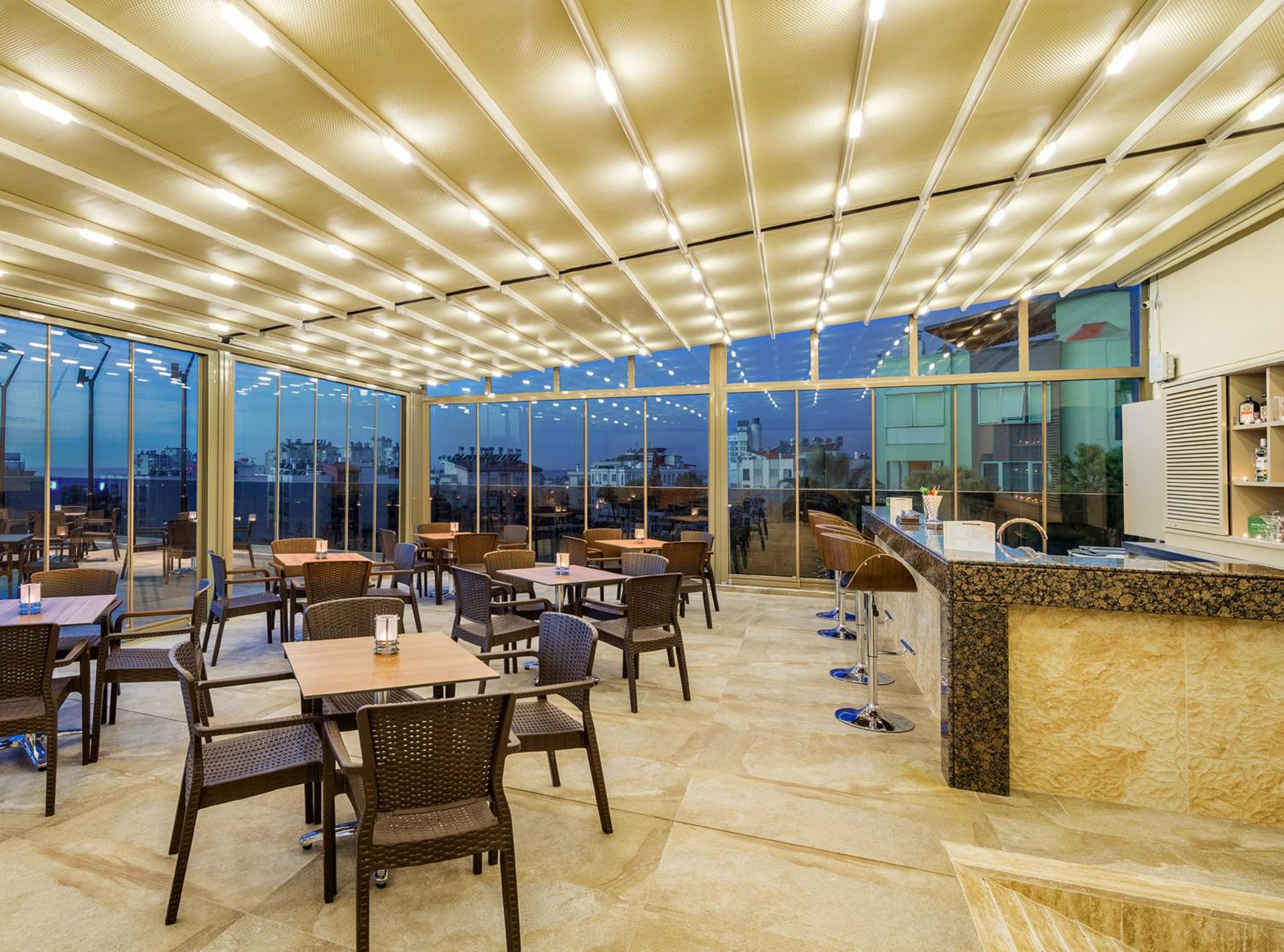 Holiday Inn Antalya - Lara, an IHG Hotel - Image 58