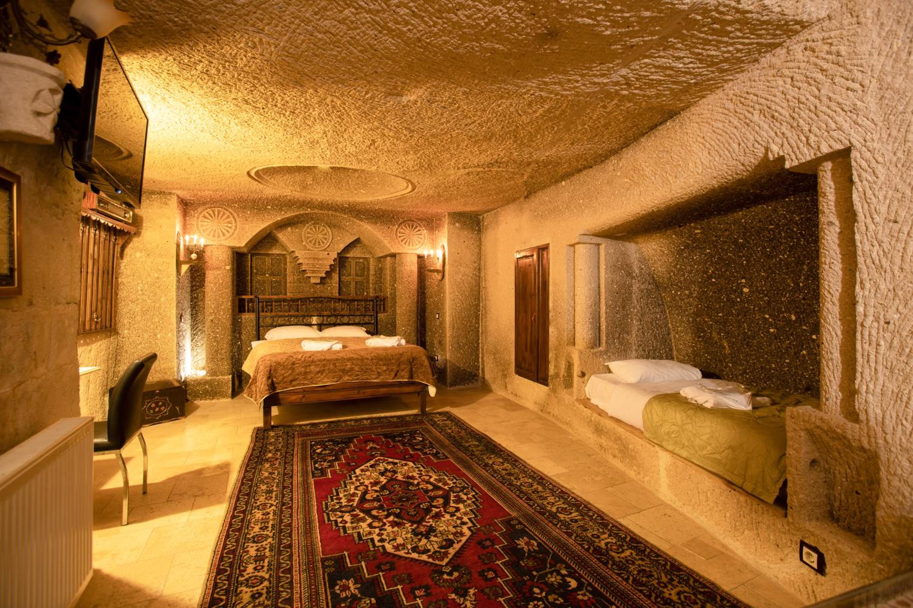 Antique Terrace Cave Suites - Image 24