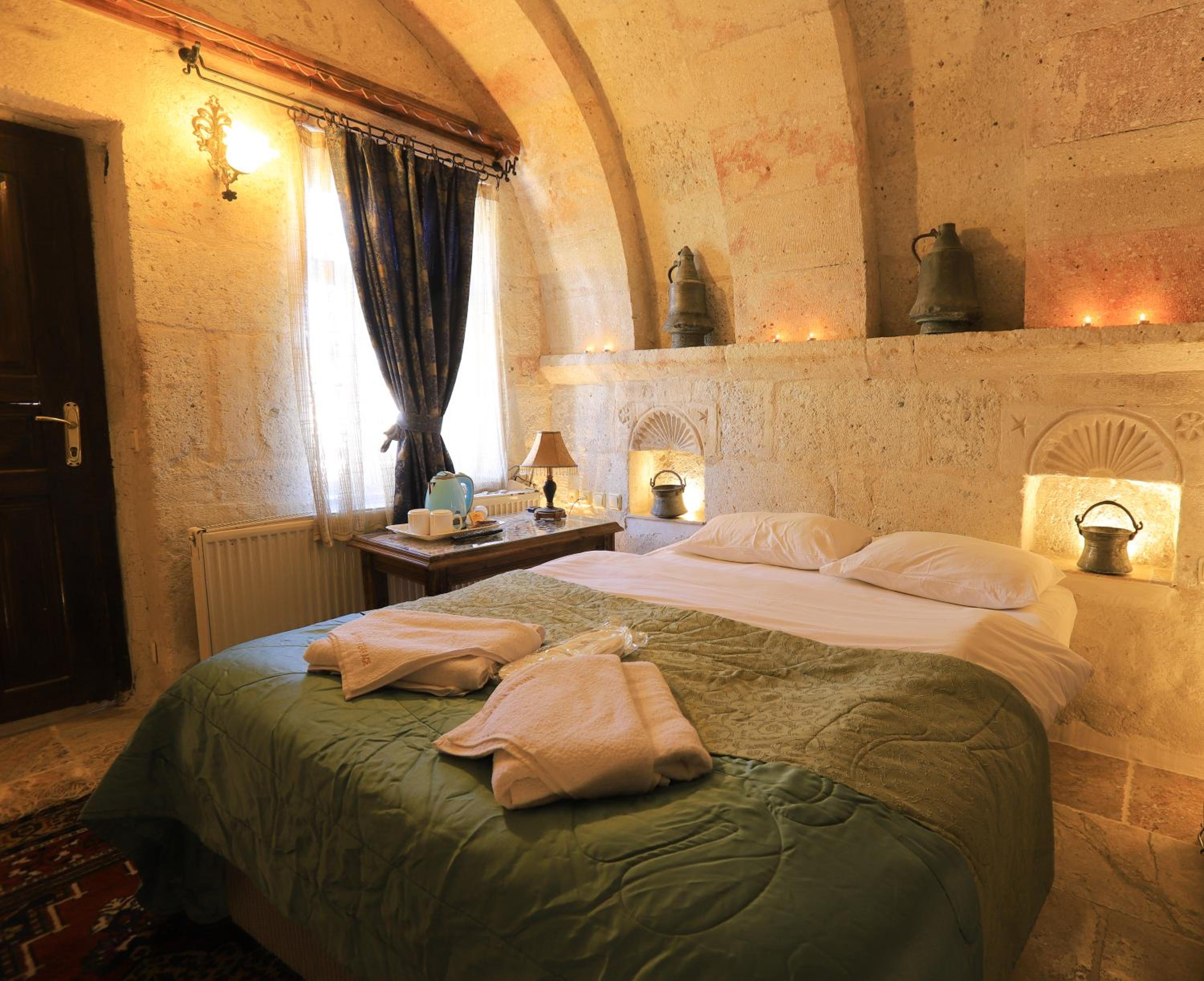 Antique Terrace Cave Suites - Image 13