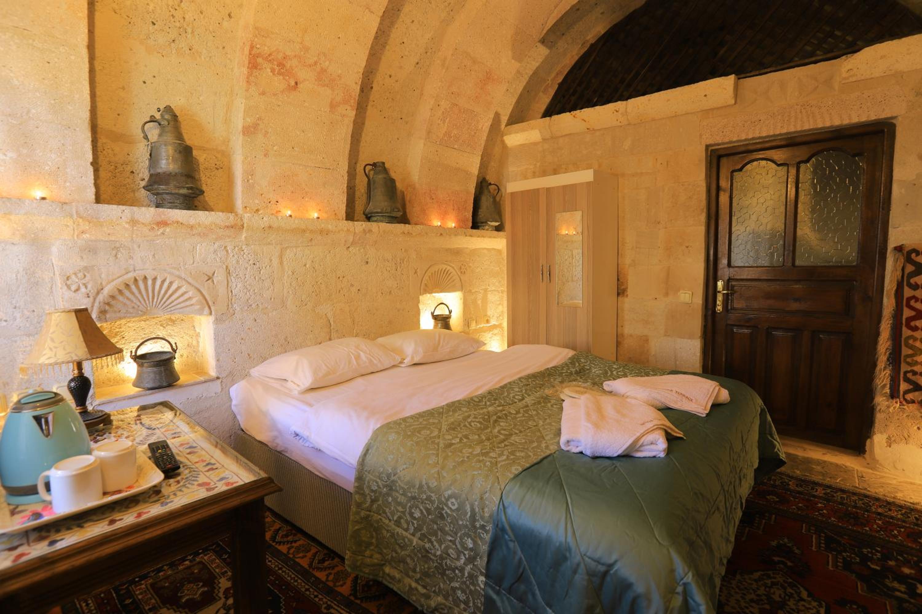 Antique Terrace Cave Suites - Image 16