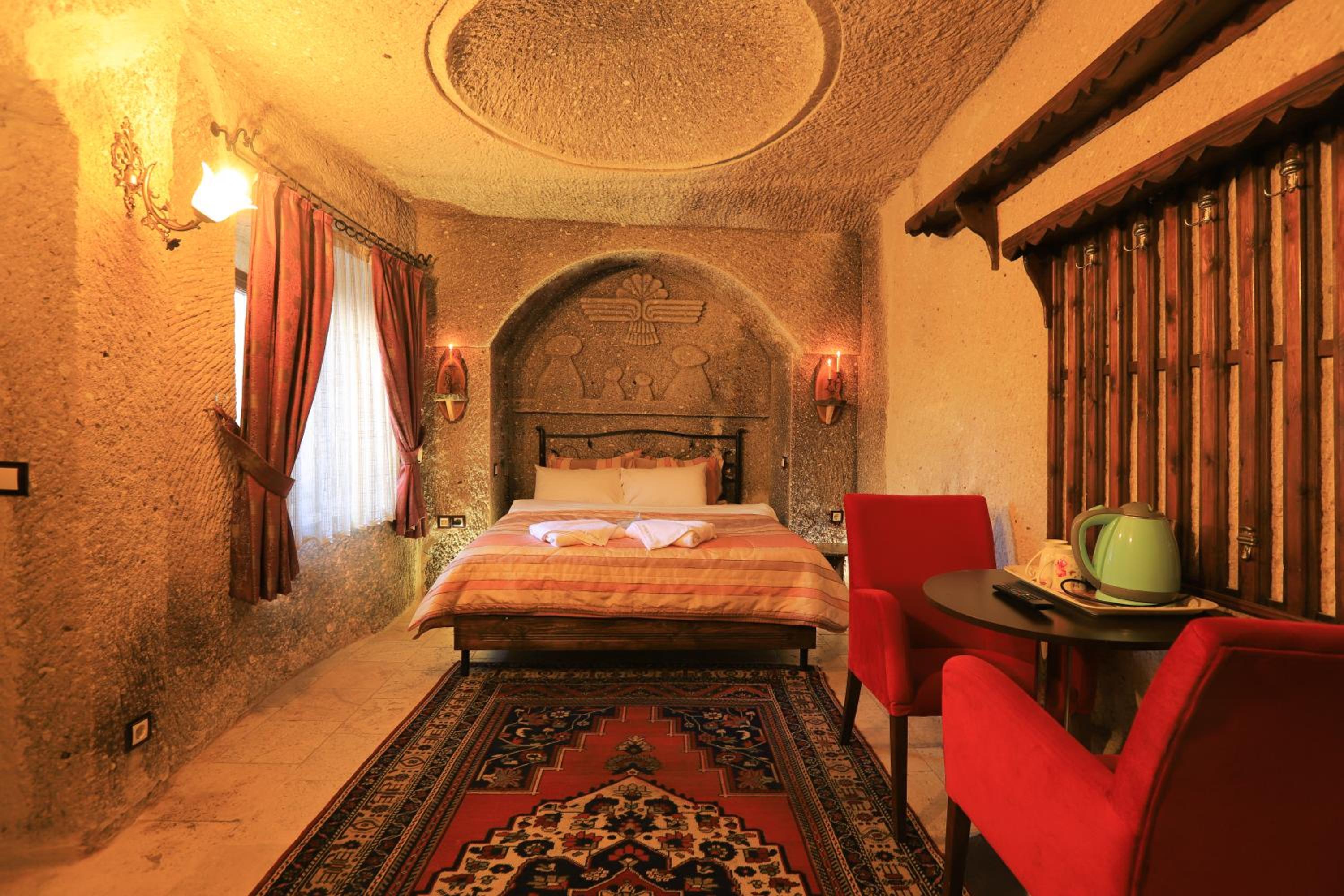 Antique Terrace Cave Suites - Image 12