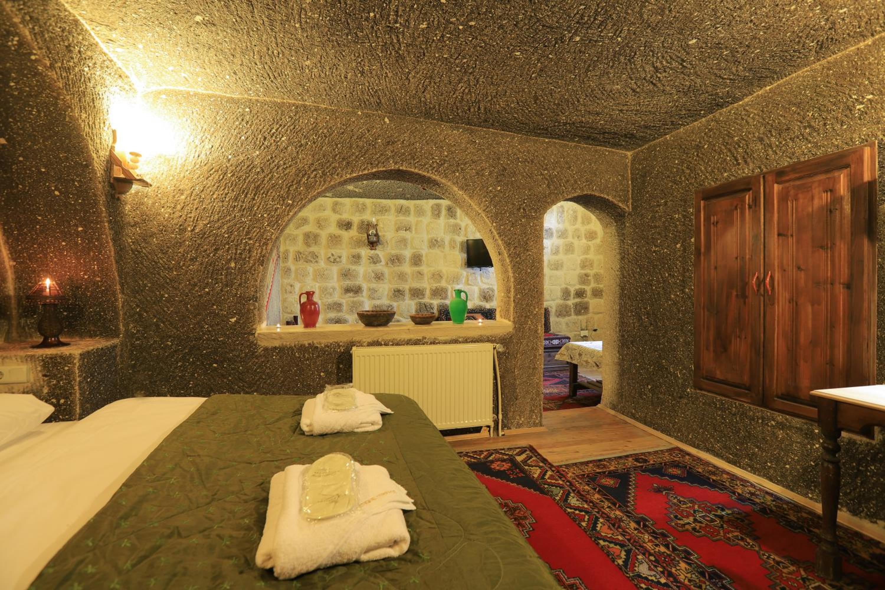 Antique Terrace Cave Suites - Image 57