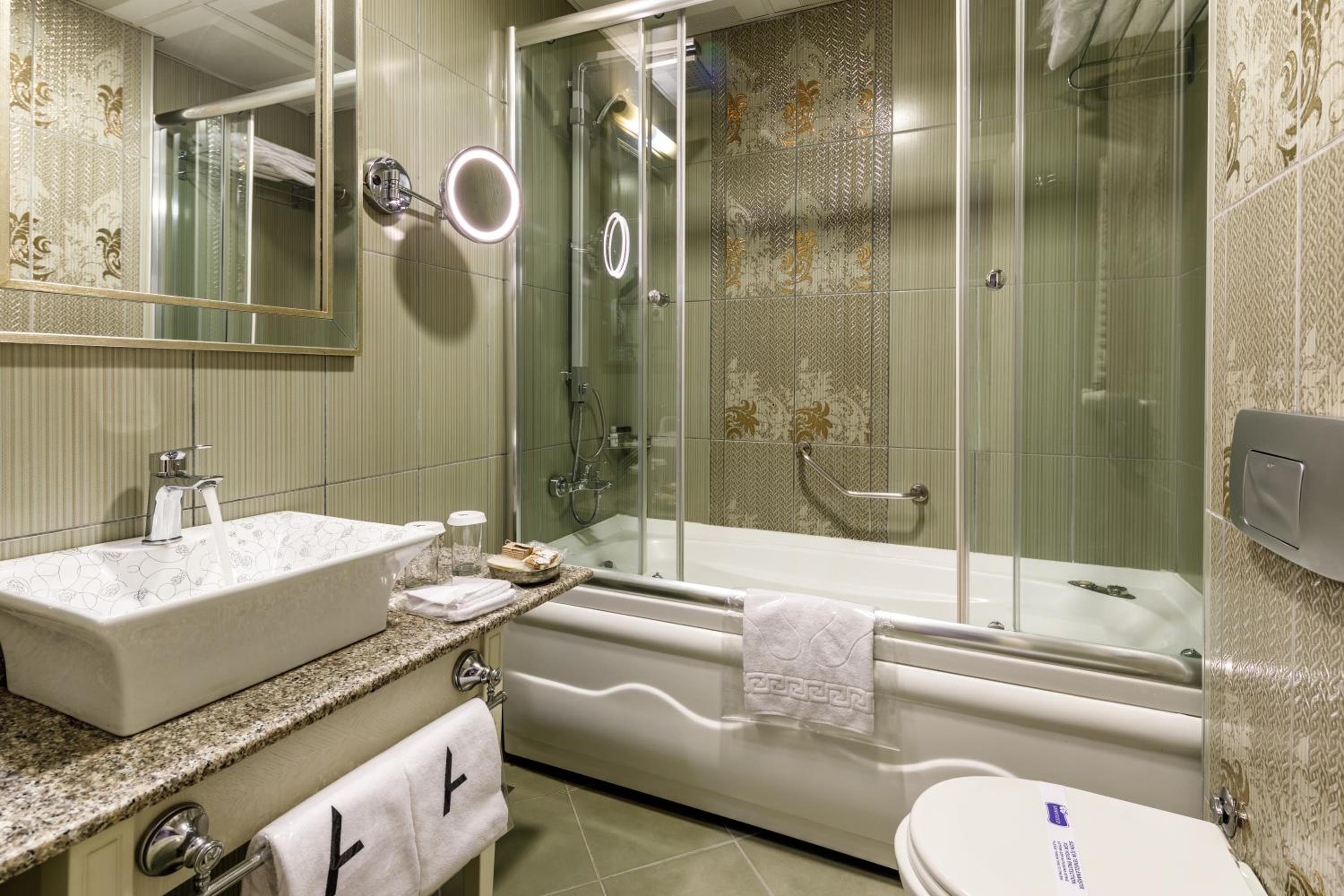 Hotel Amira Istanbul - Image 37