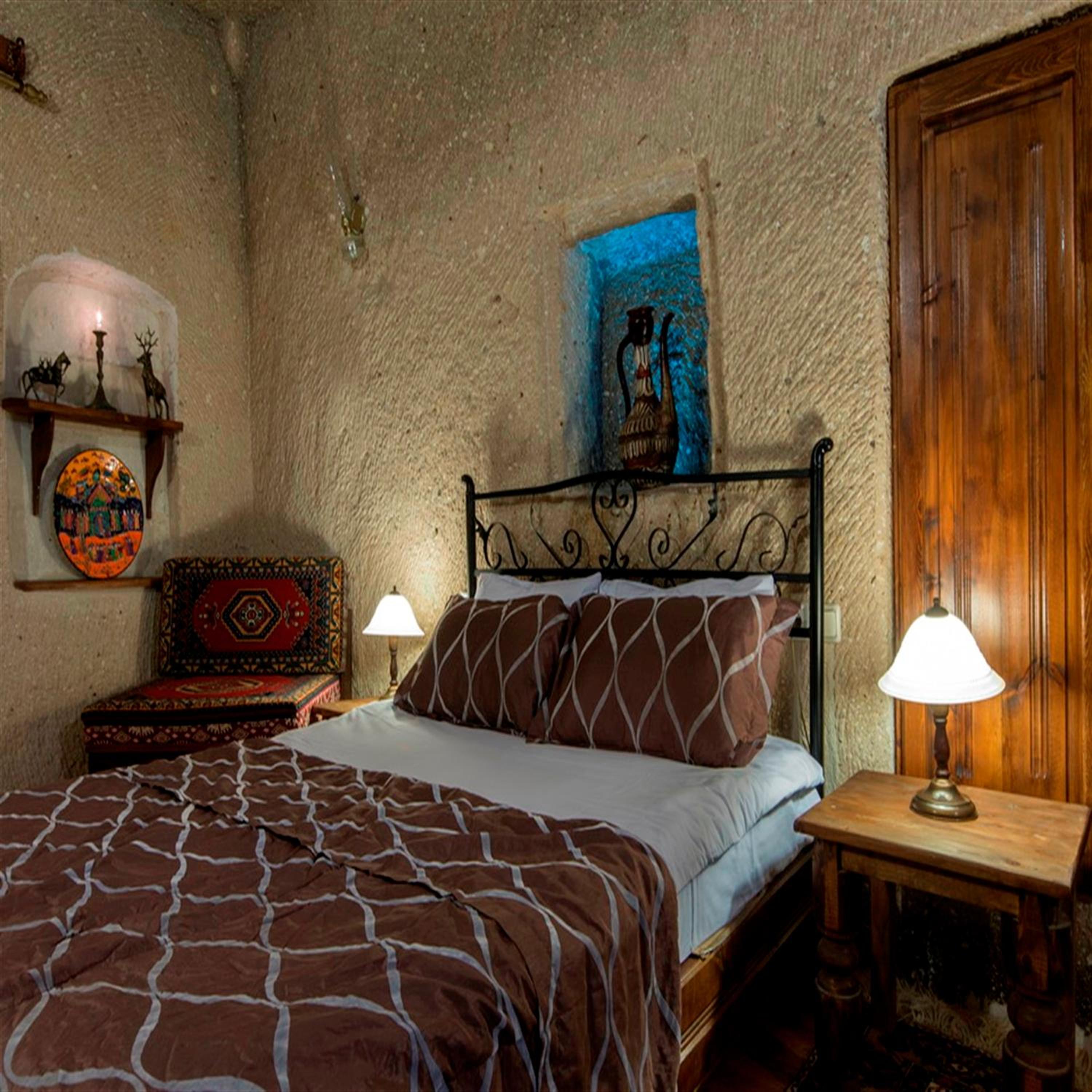 Antique Terrace Cave Suites - Image 55