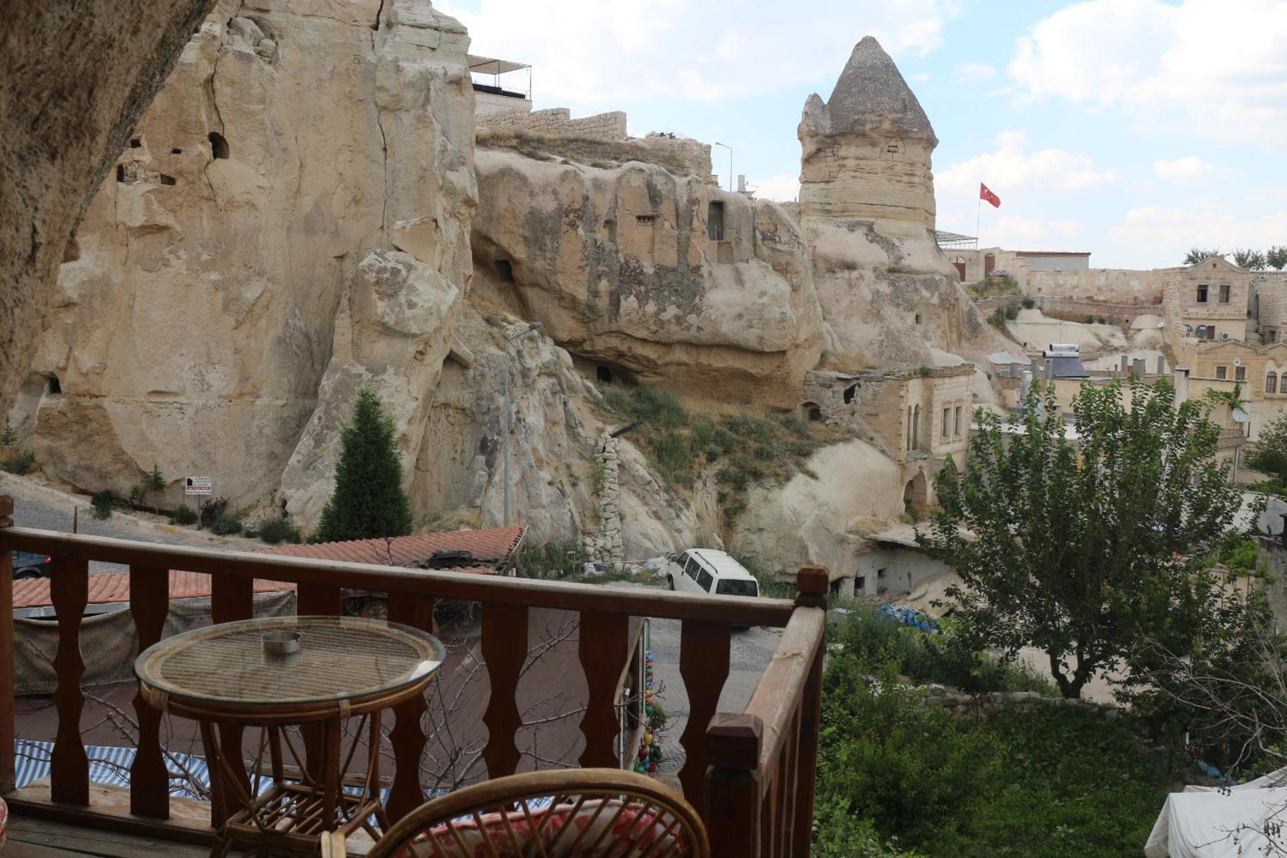 Antique Terrace Cave Suites - Image 40