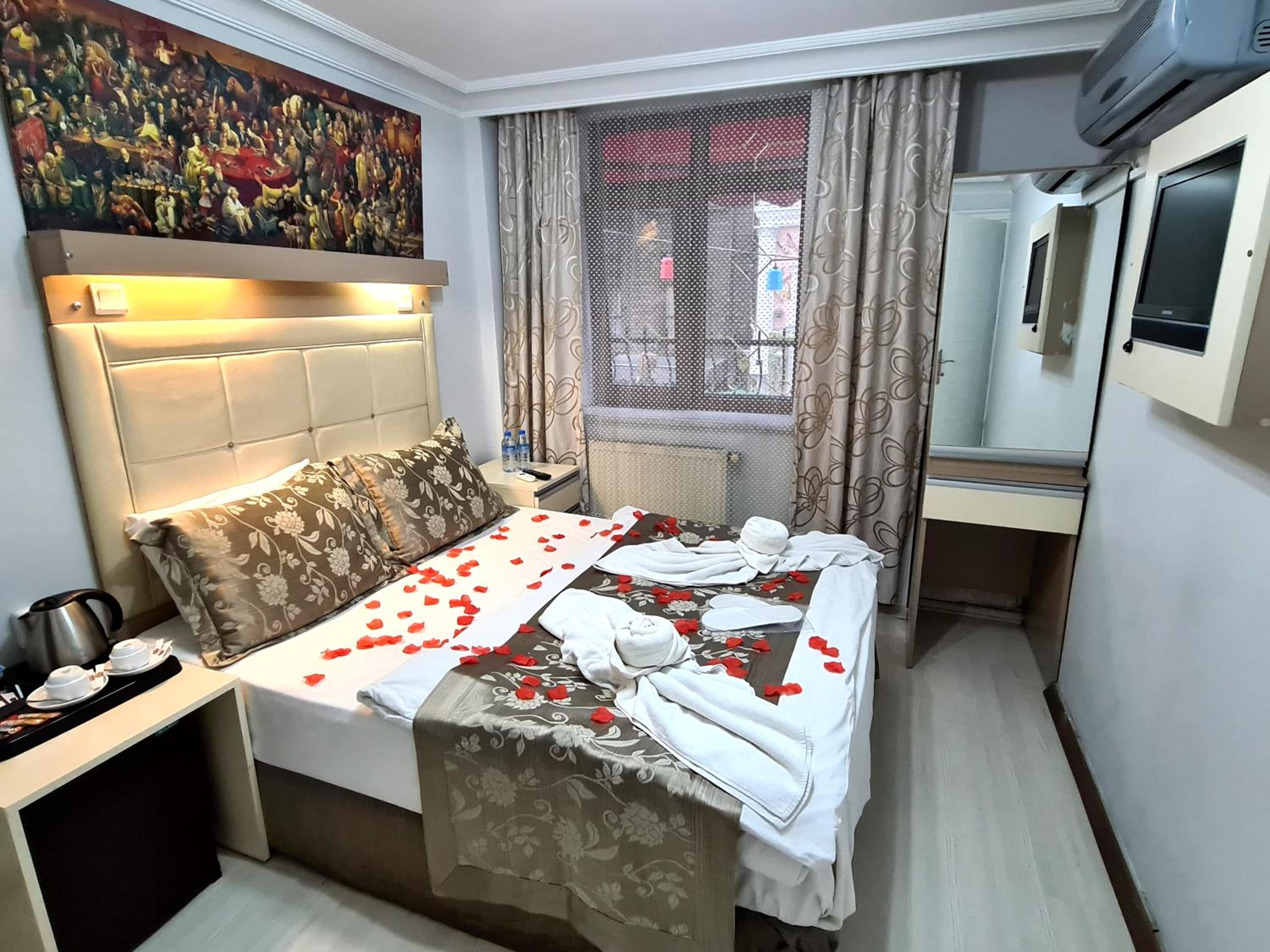 Oceans 7 Hotel - Image 8