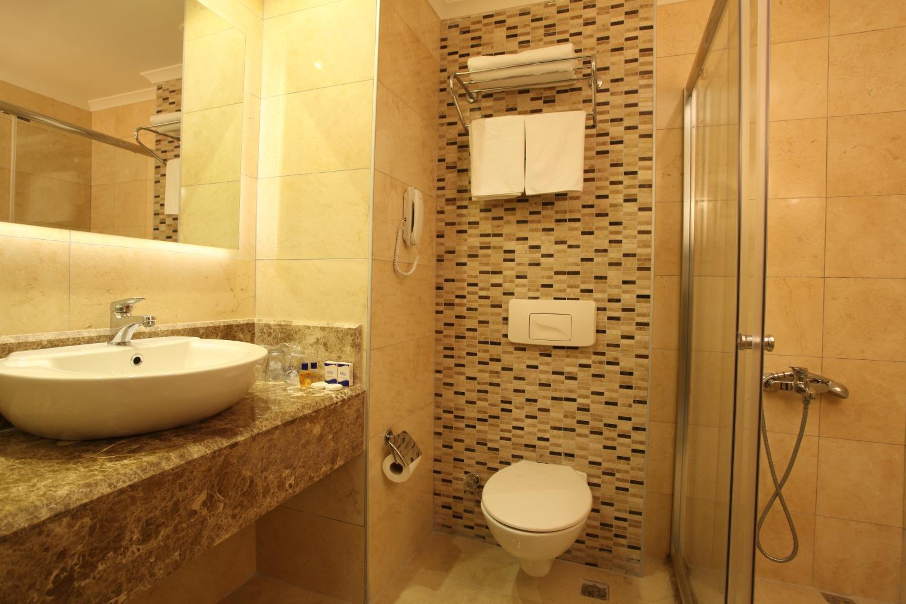 Riviera Hotel & Spa - Image 24