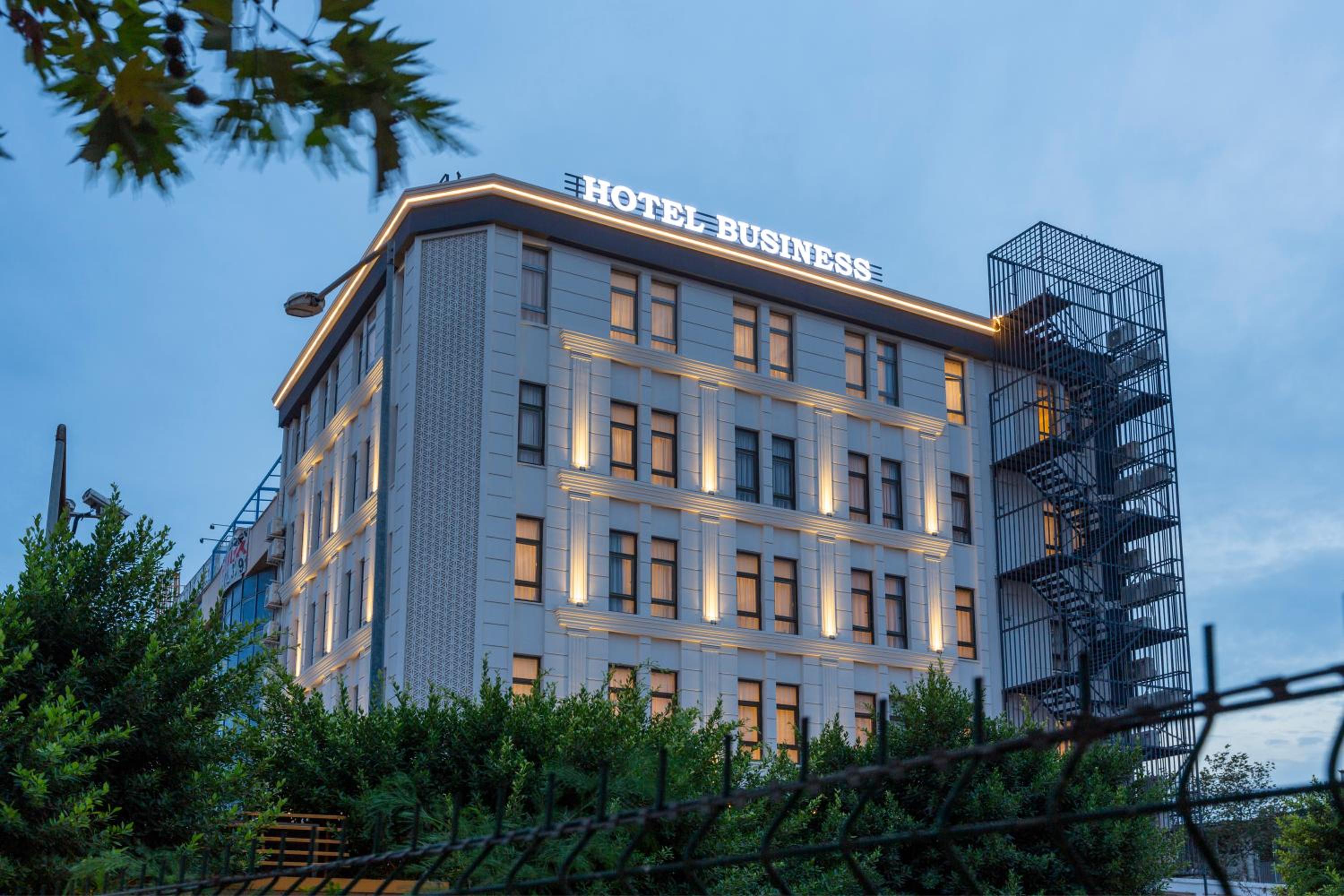 Antalya Business Otel - Image 6