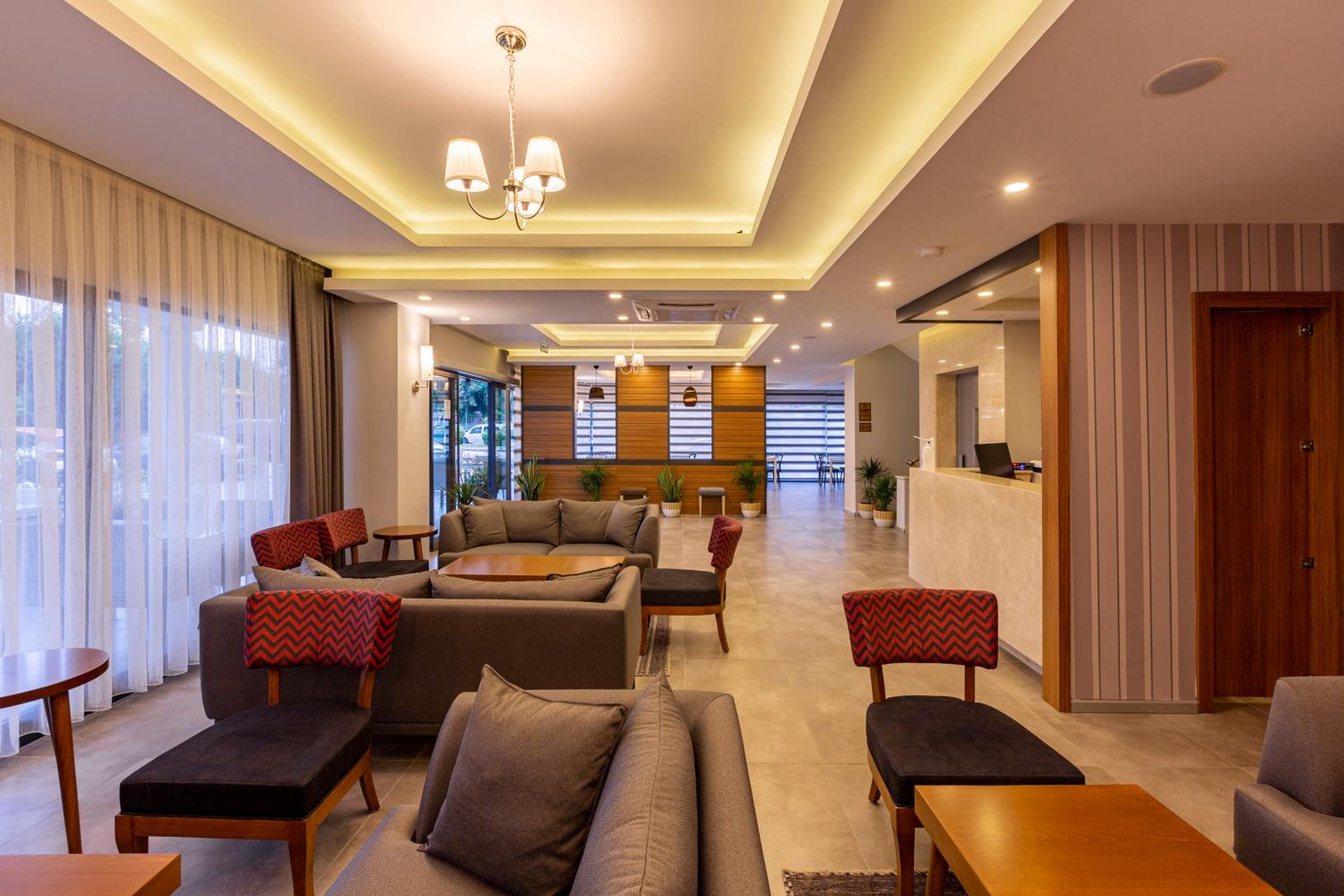 Antalya Business Otel - Image 12