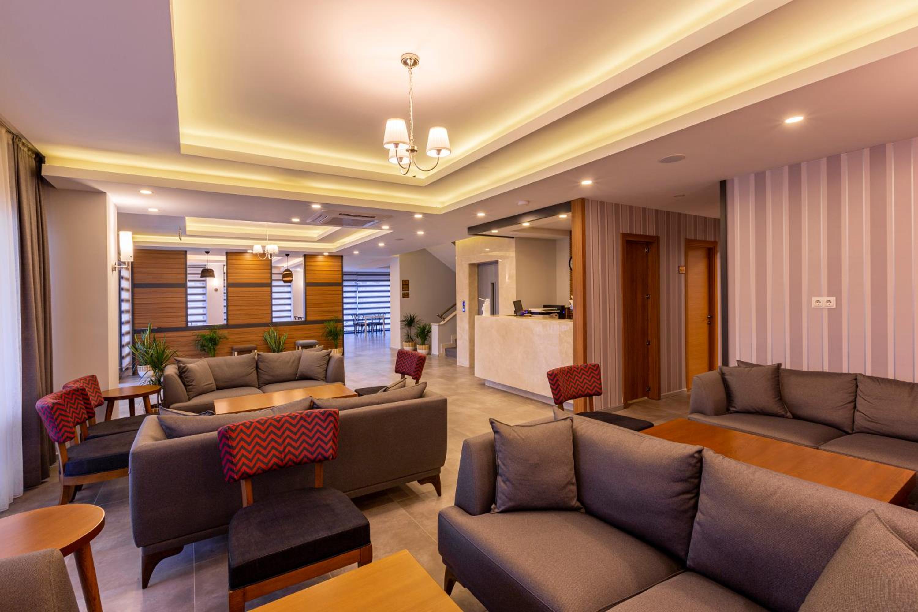 Antalya Business Otel - Image 13