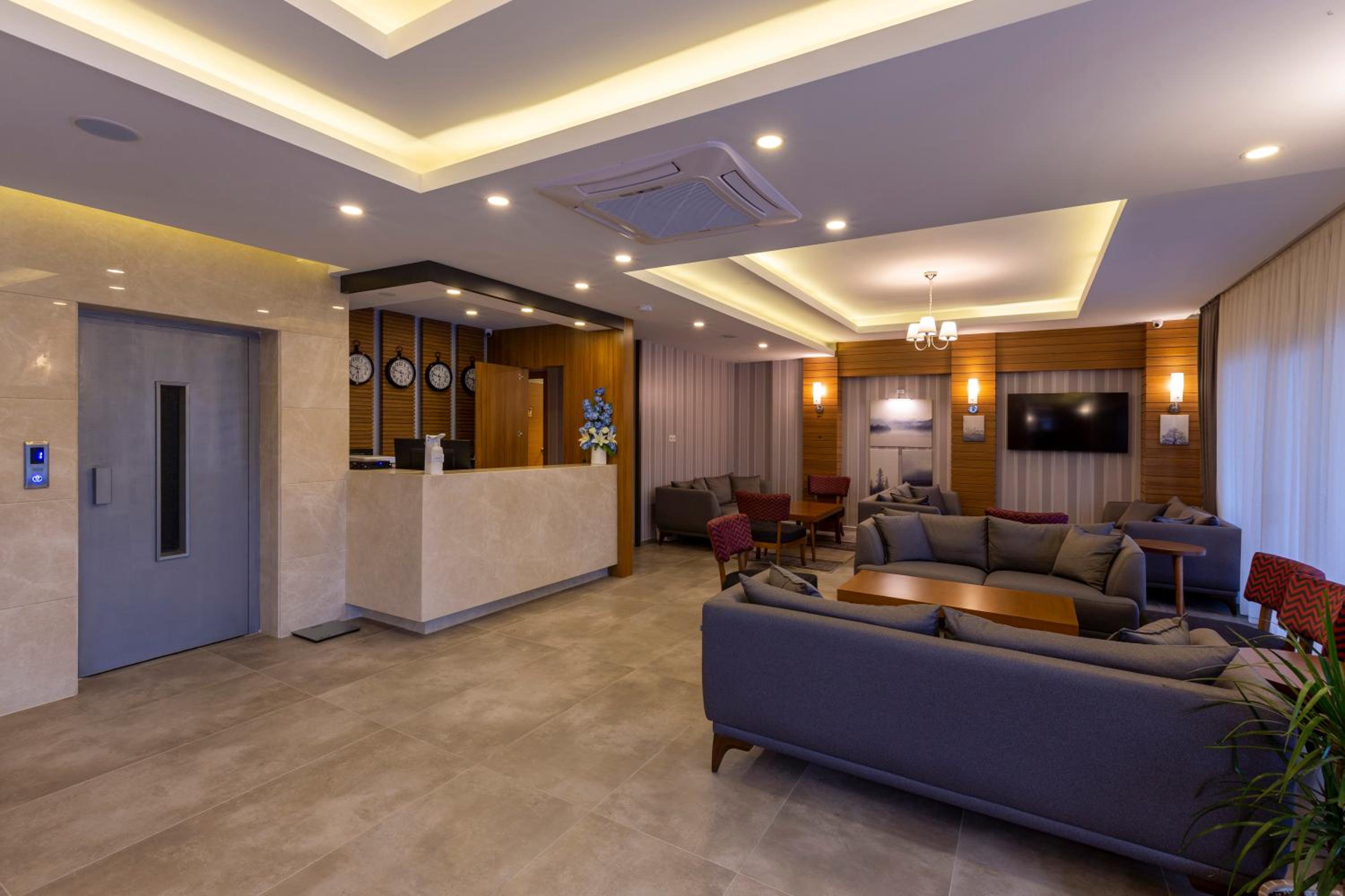 Antalya Business Otel - Image 18