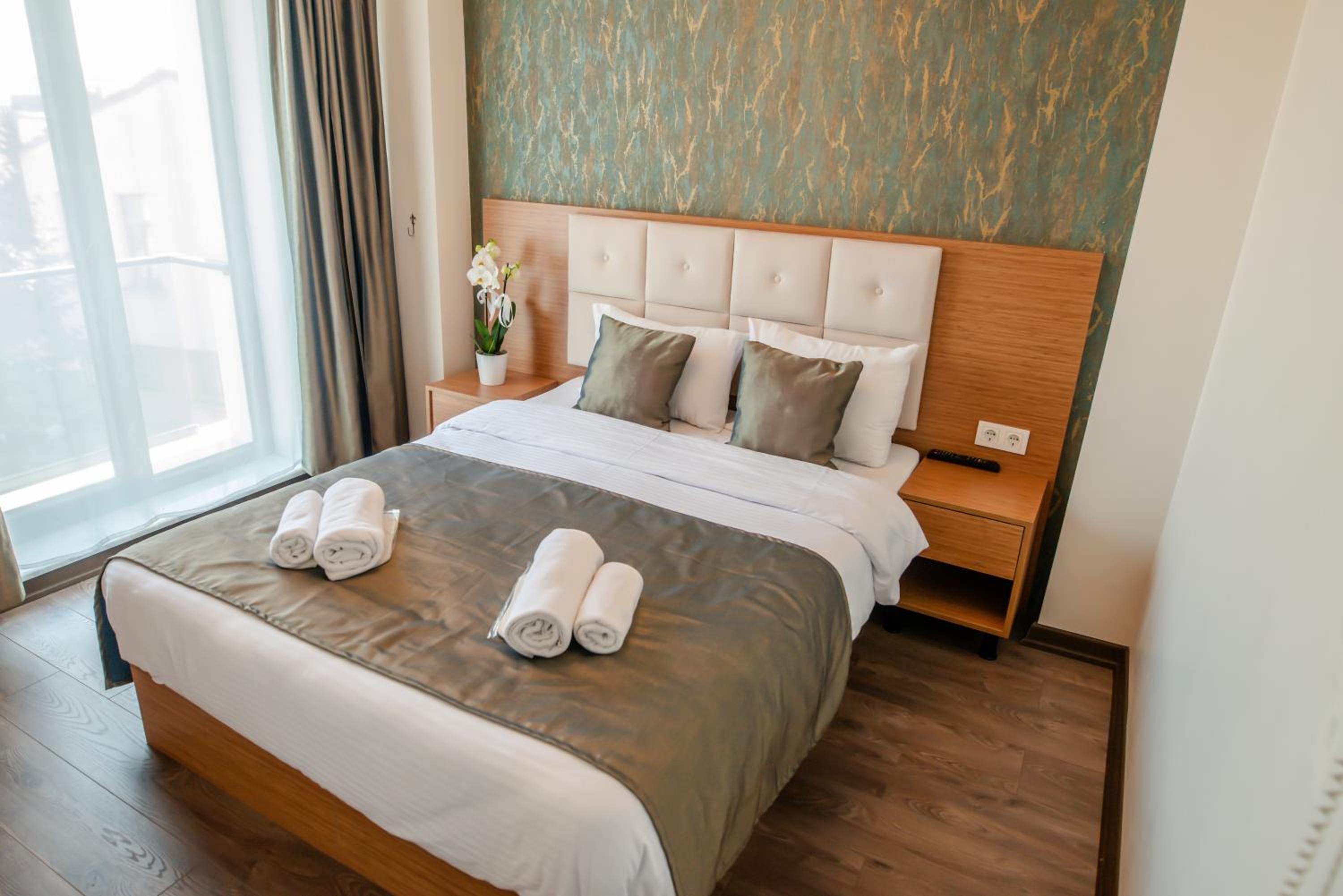 The Camelot Otel - Image 26