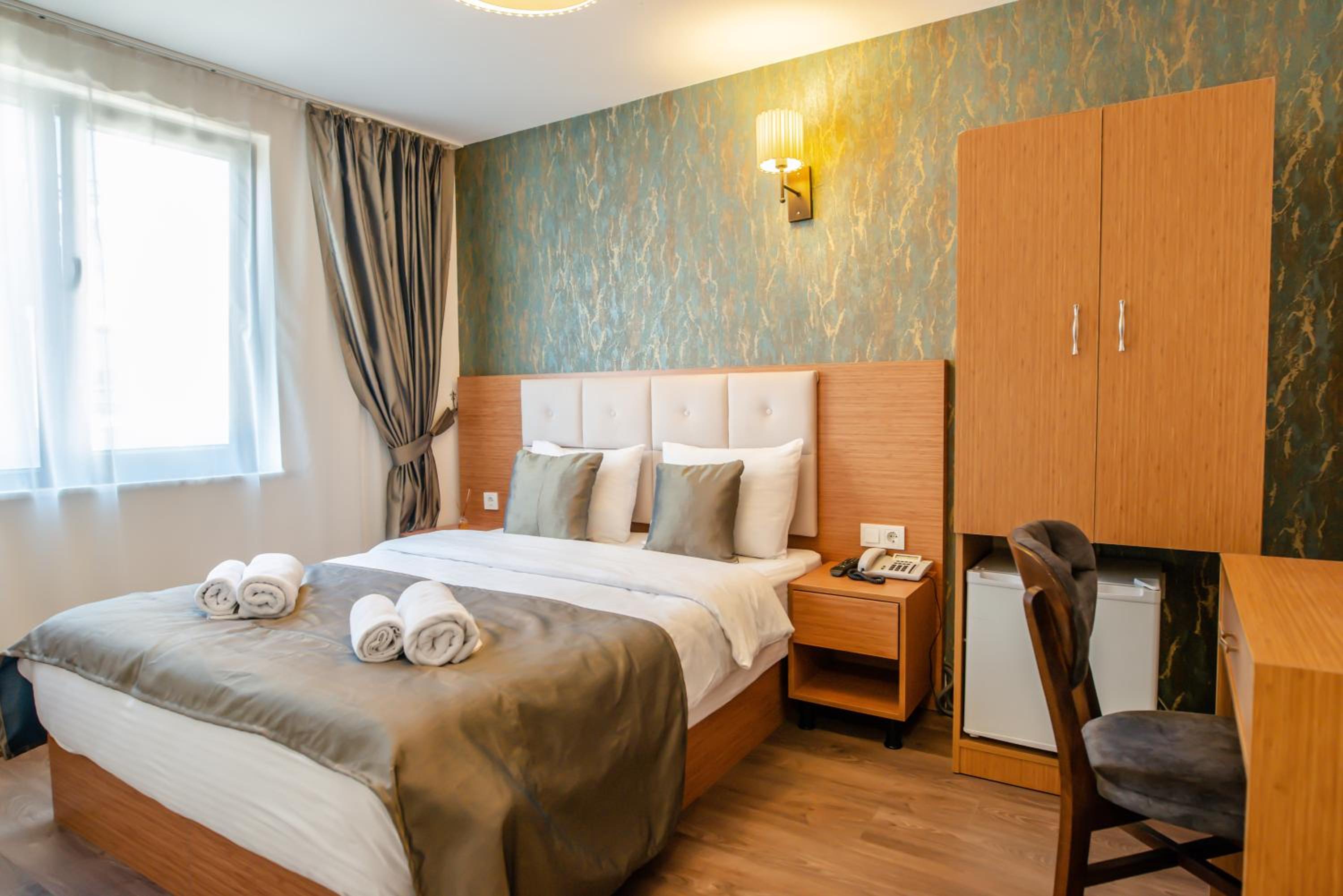 The Camelot Otel - Image 29