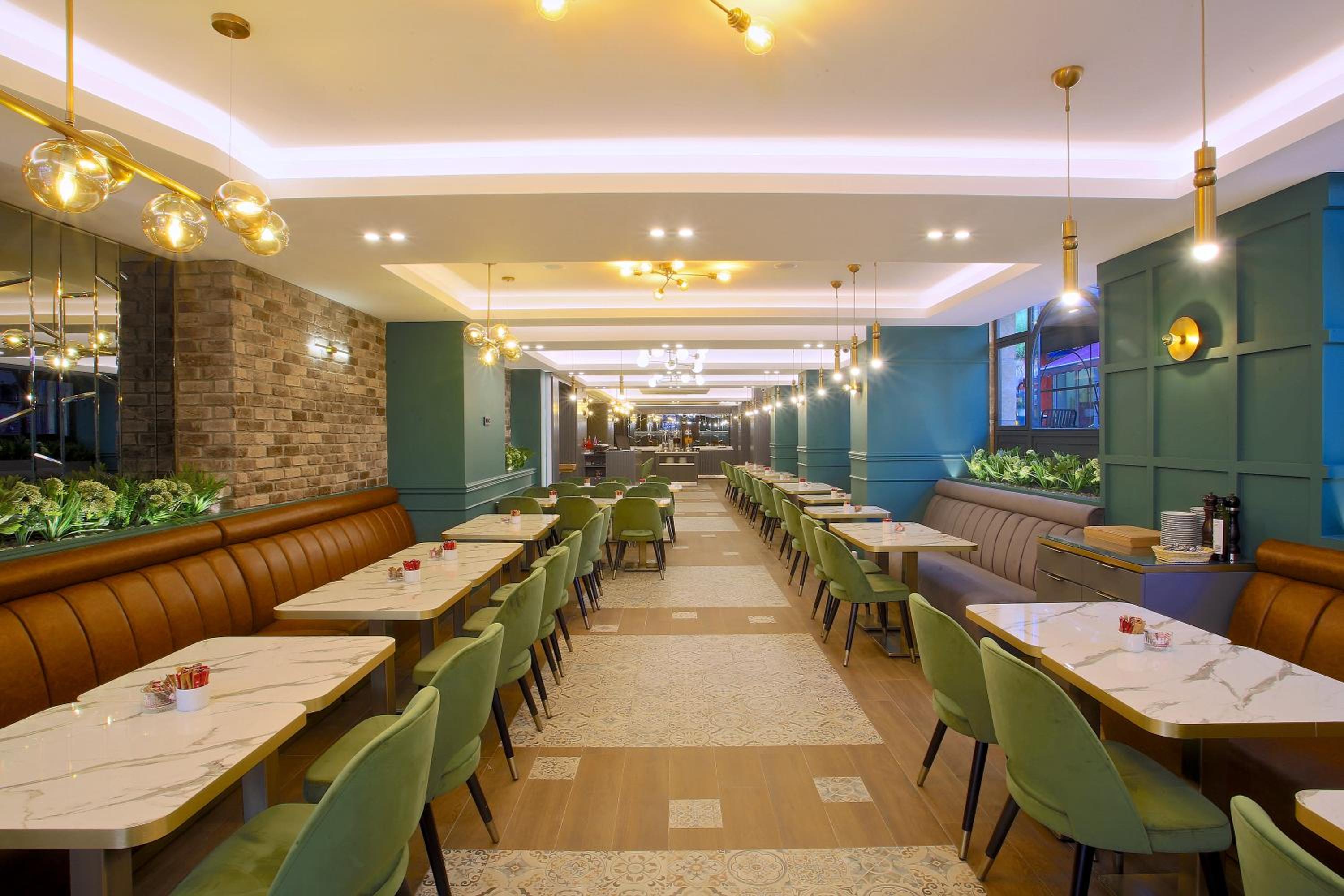 Amethyst Hotel - Image 14