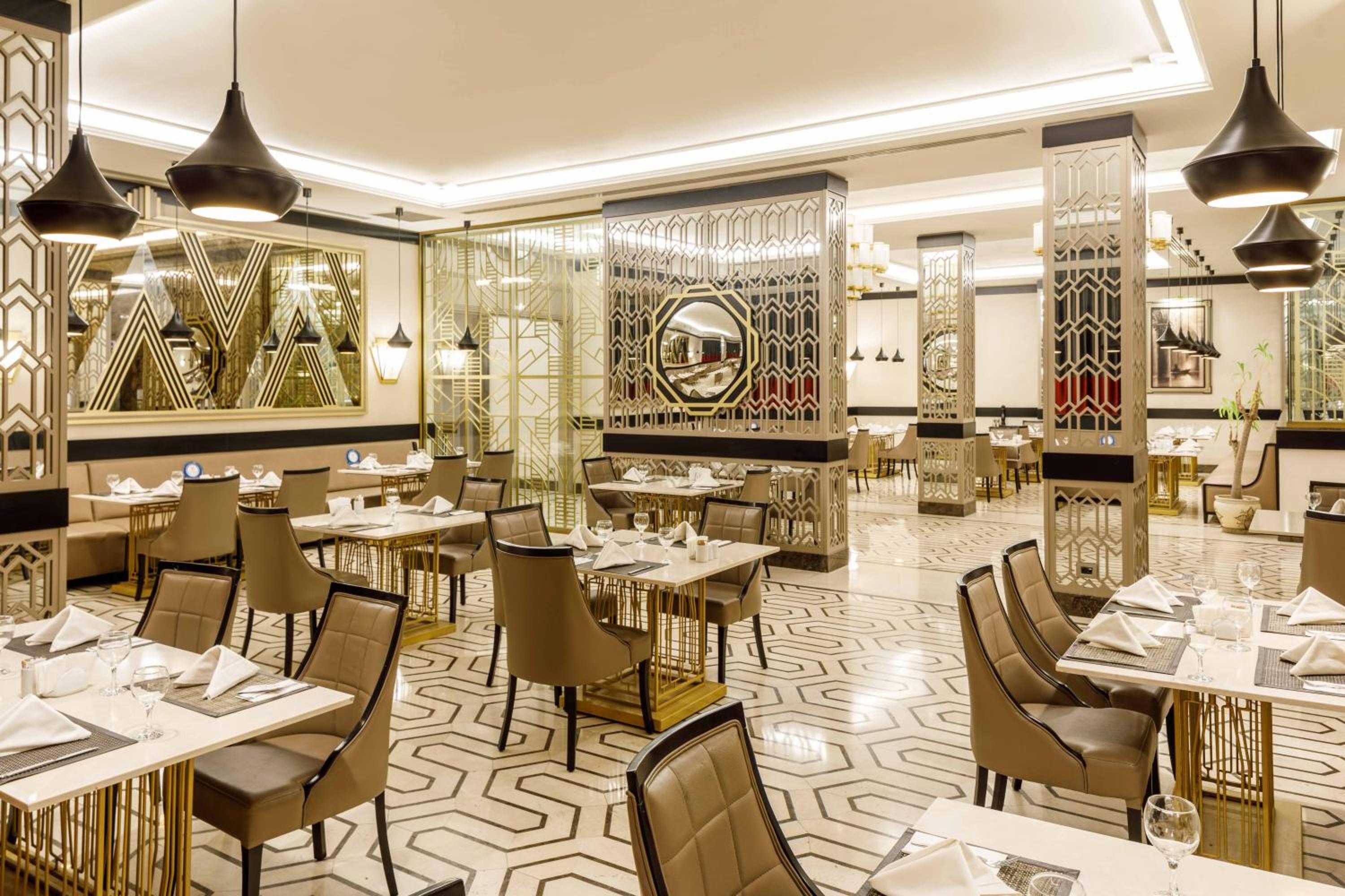 Ramada by Wyndham İstanbul Golden Horn - Image 46