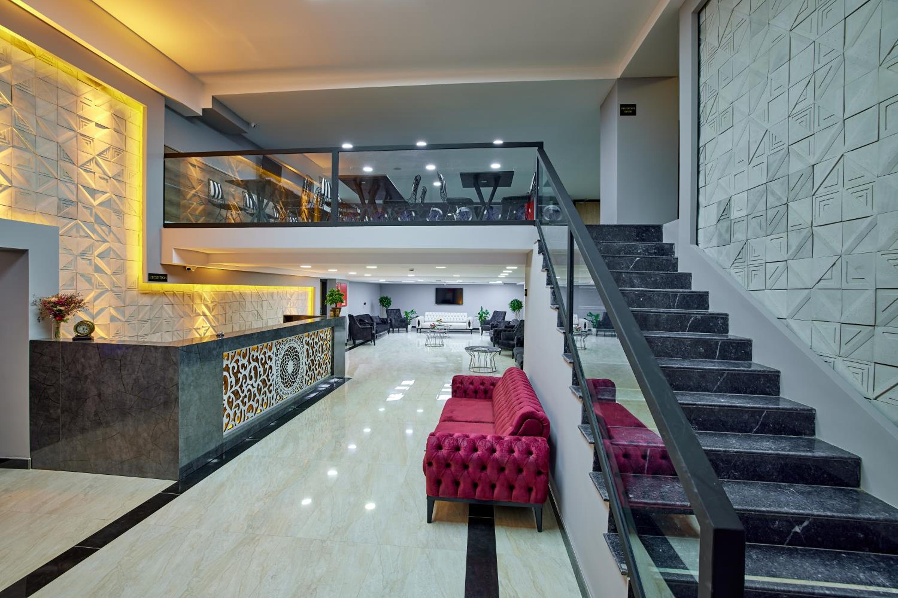 The Bold Otel - Image 6