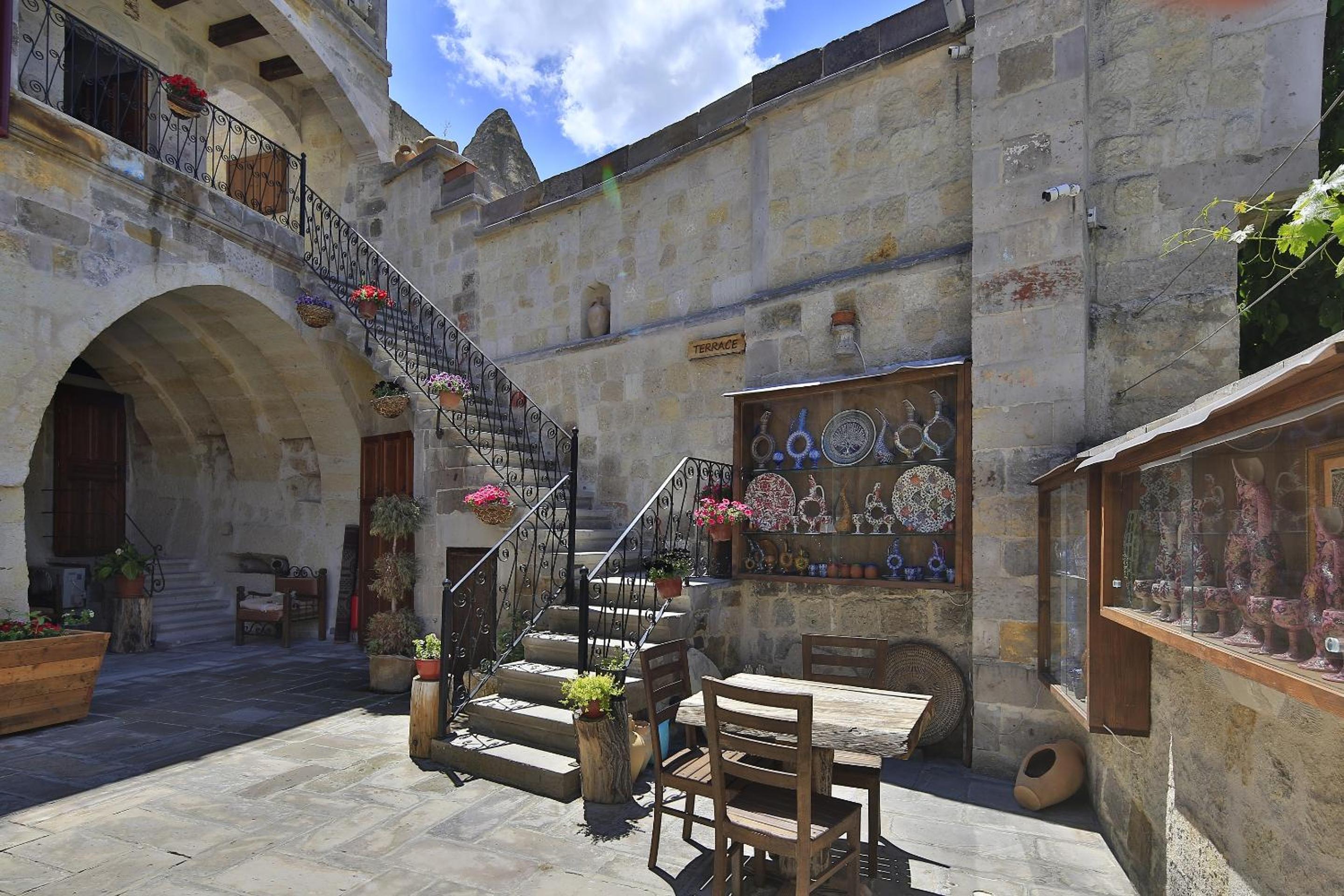 Aren Cave Hotel And Art Gallery - Image 89