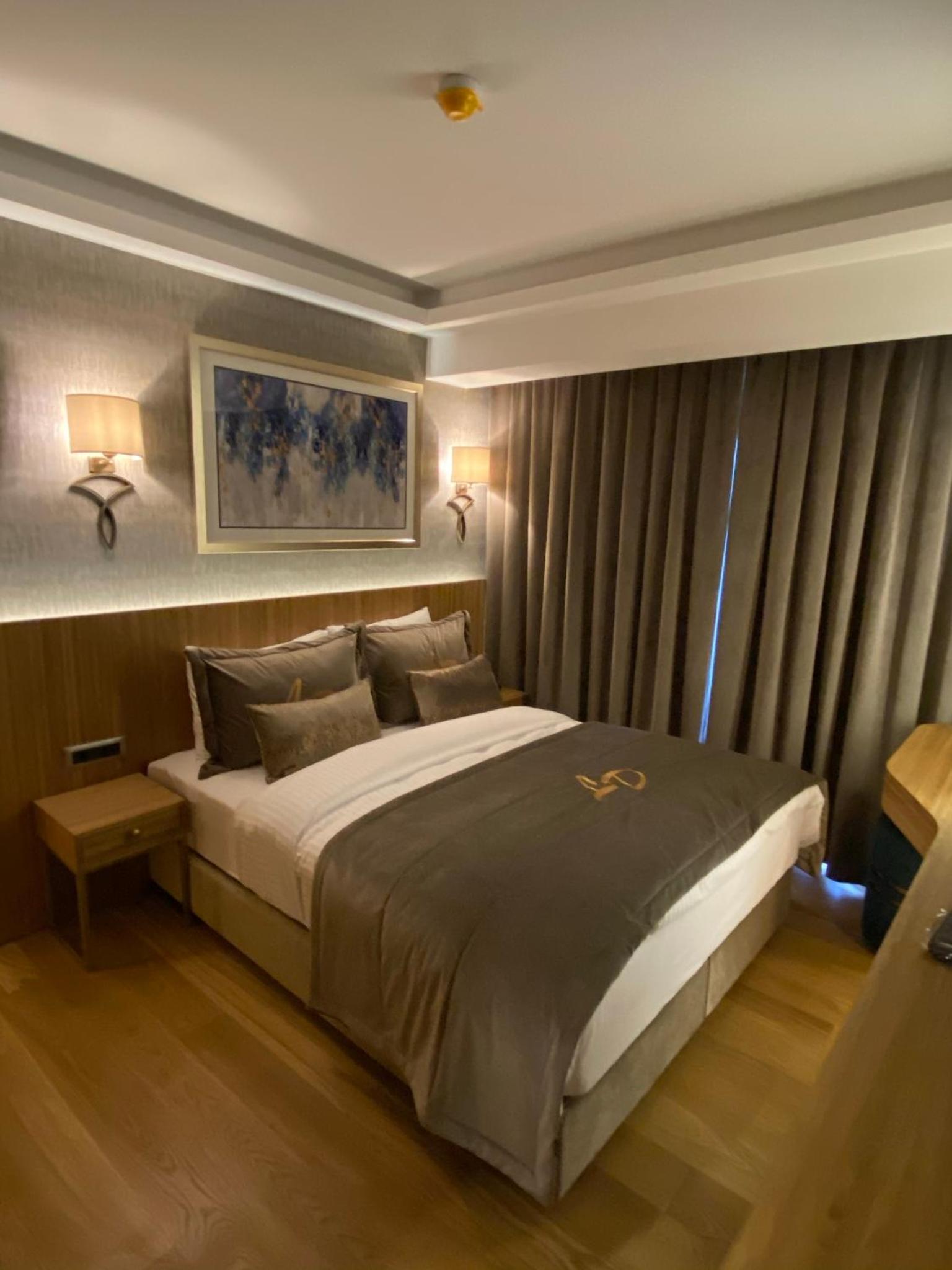 Lady Diana Hotel - Image 23