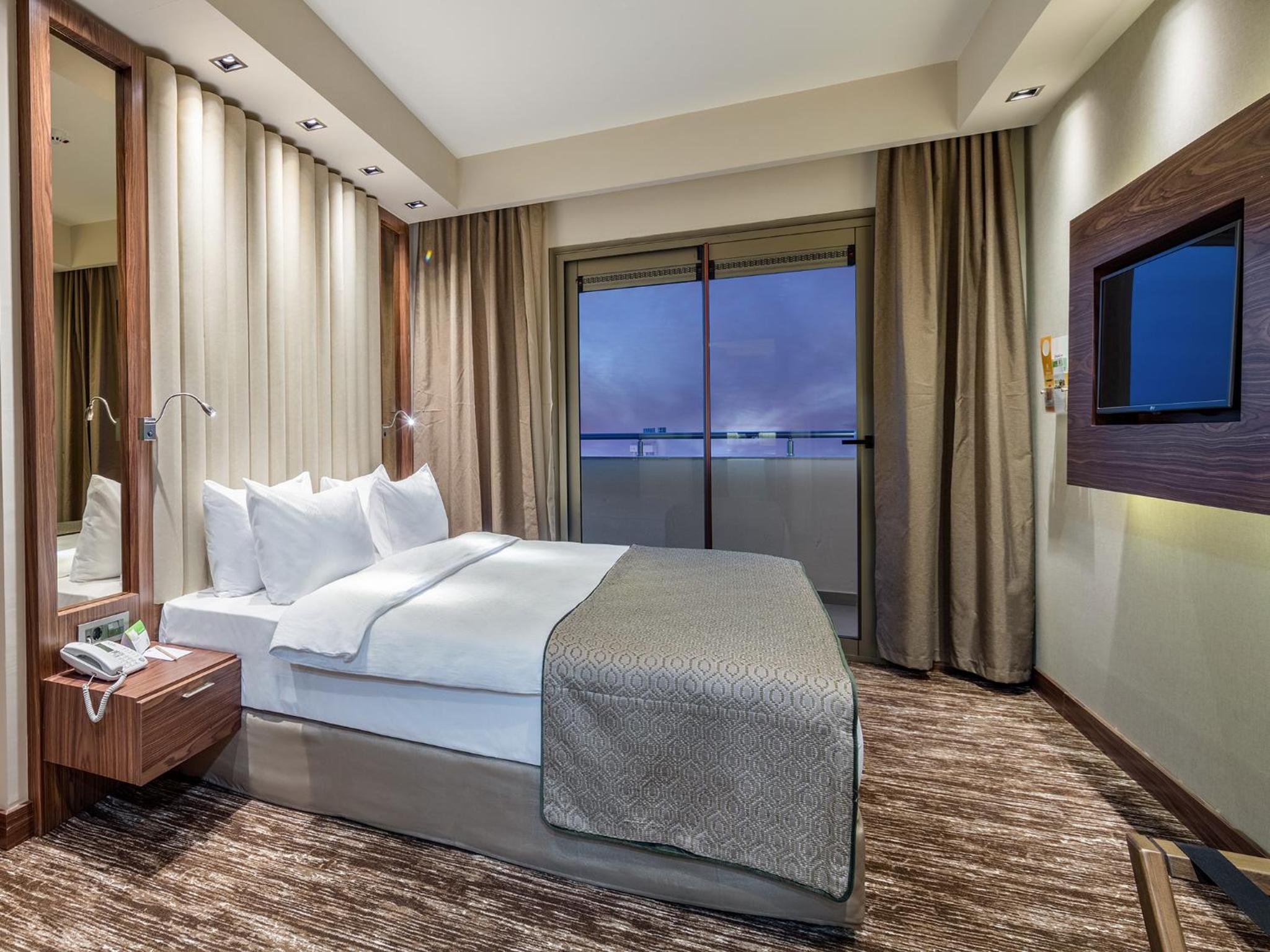 Holiday Inn Antalya - Lara, an IHG Hotel - Image 77