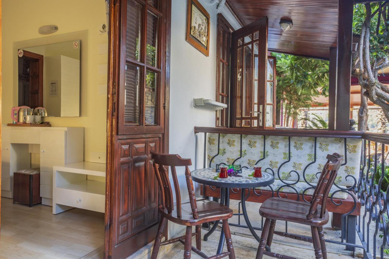 Hotel Villa Daffodil - Image 29