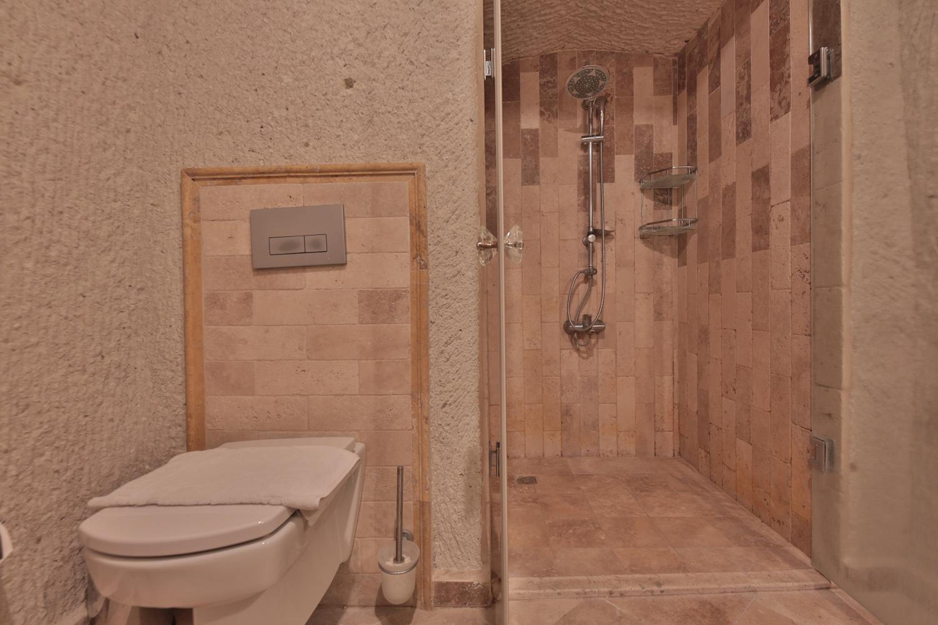 Local Cave House Hotel - Image 29