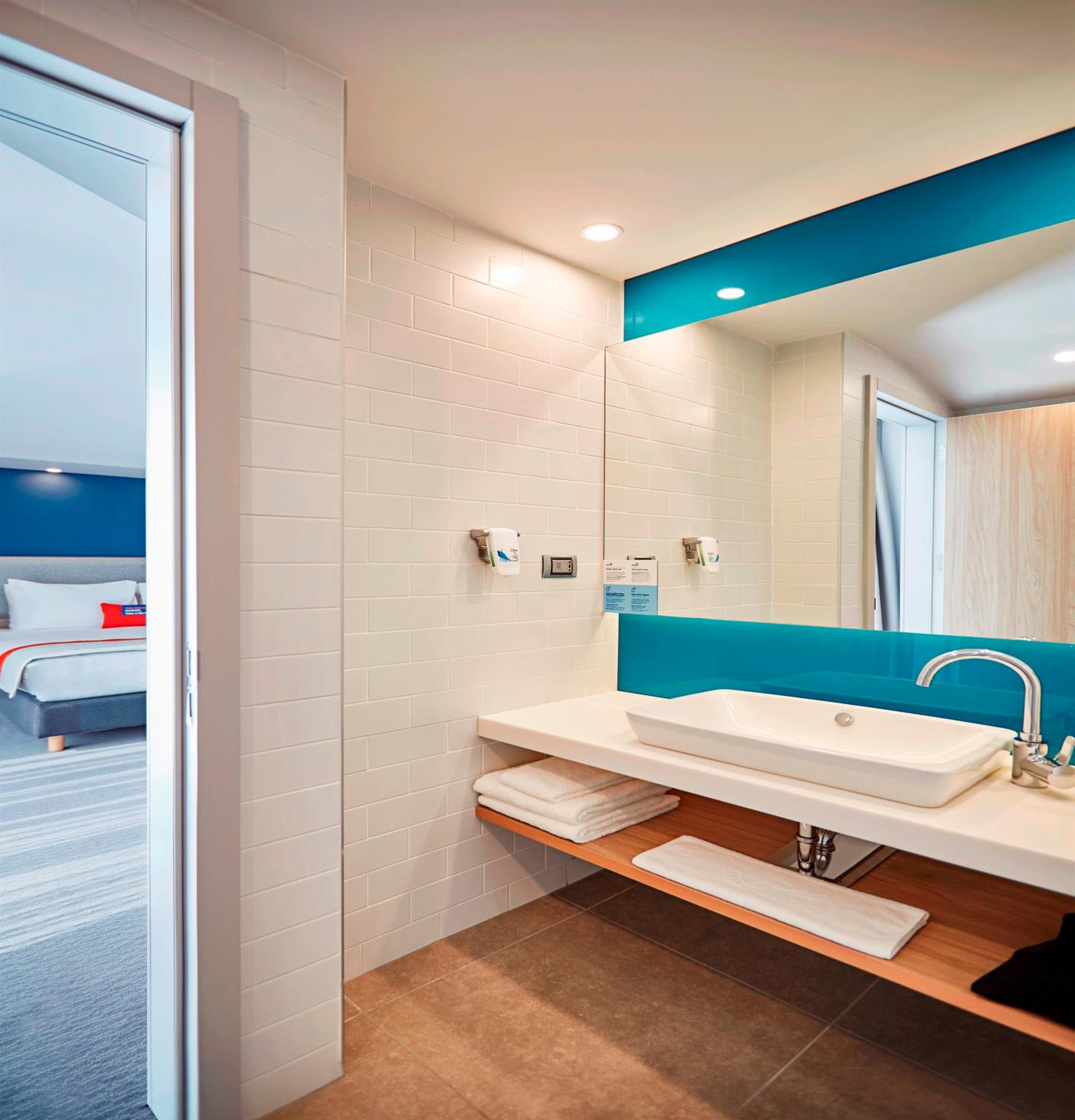Holiday Inn Express - Istanbul - Atakoy Metro, an IHG Hotel - Image 8