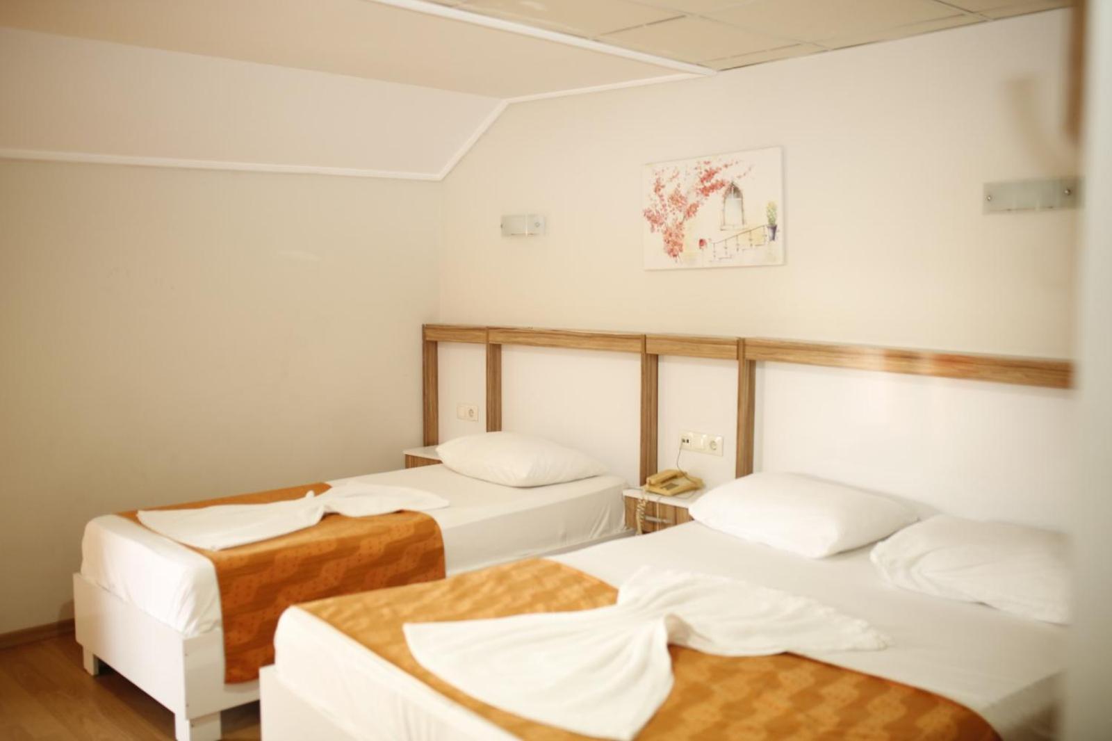 Özhan Hotel - Image 13