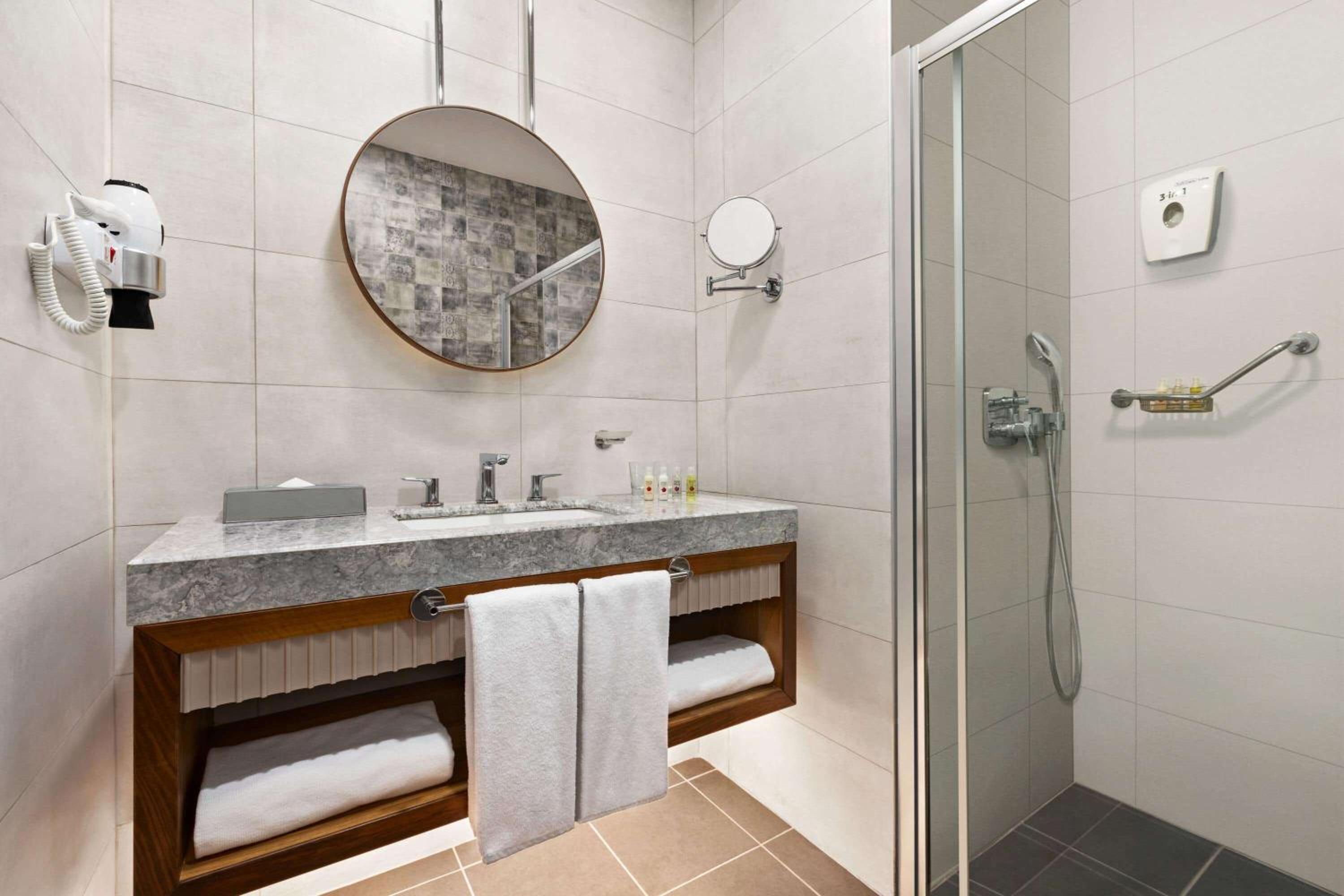 Tryp by Wyndham İstanbul Topkapı - Image 18