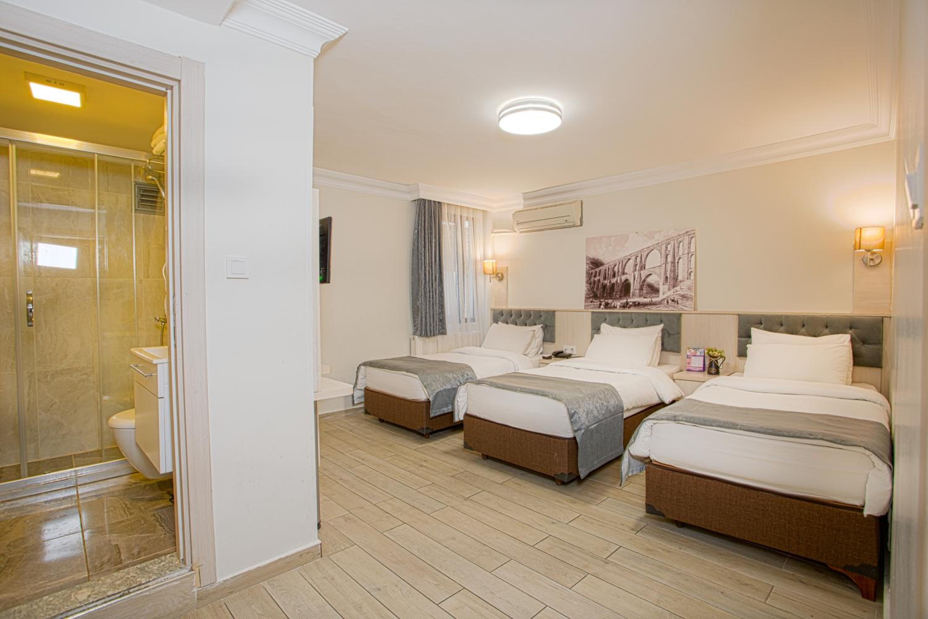 Sim Otel - Image 43