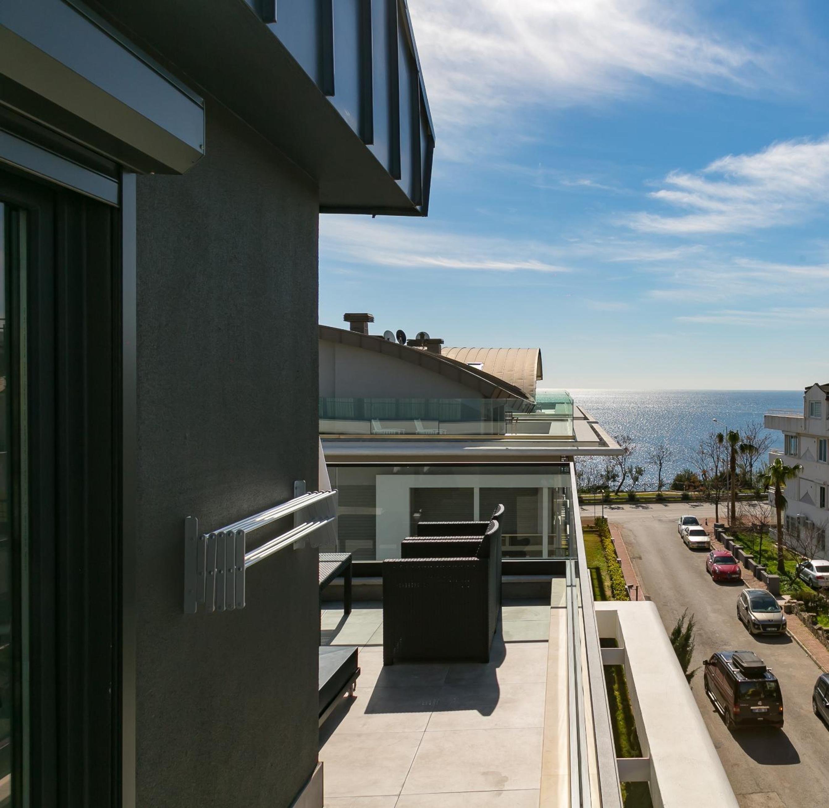 Z-Suites - Image 64