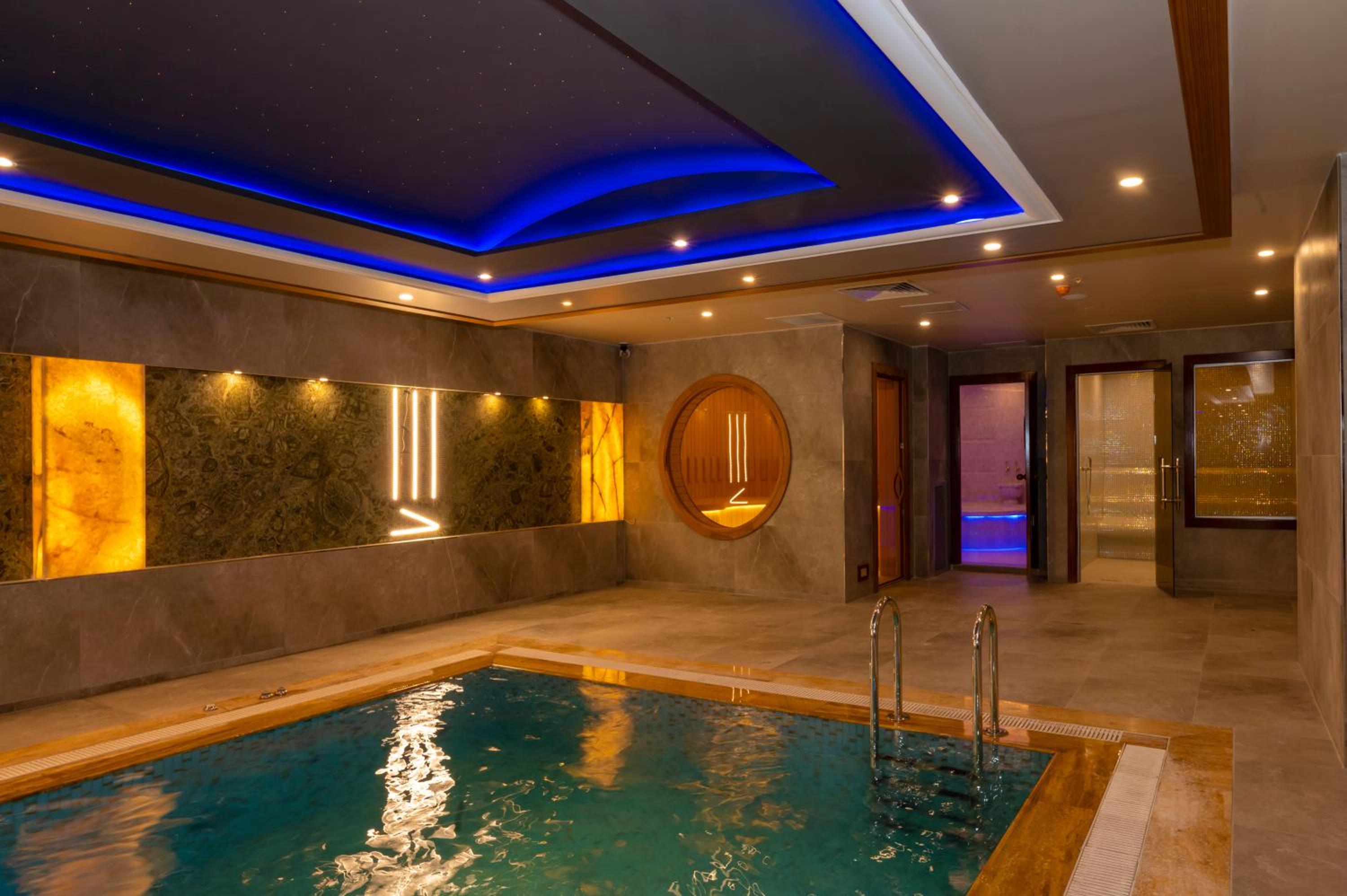 Ramada By Wyndham Istanbul Pera Taksim - Image 28