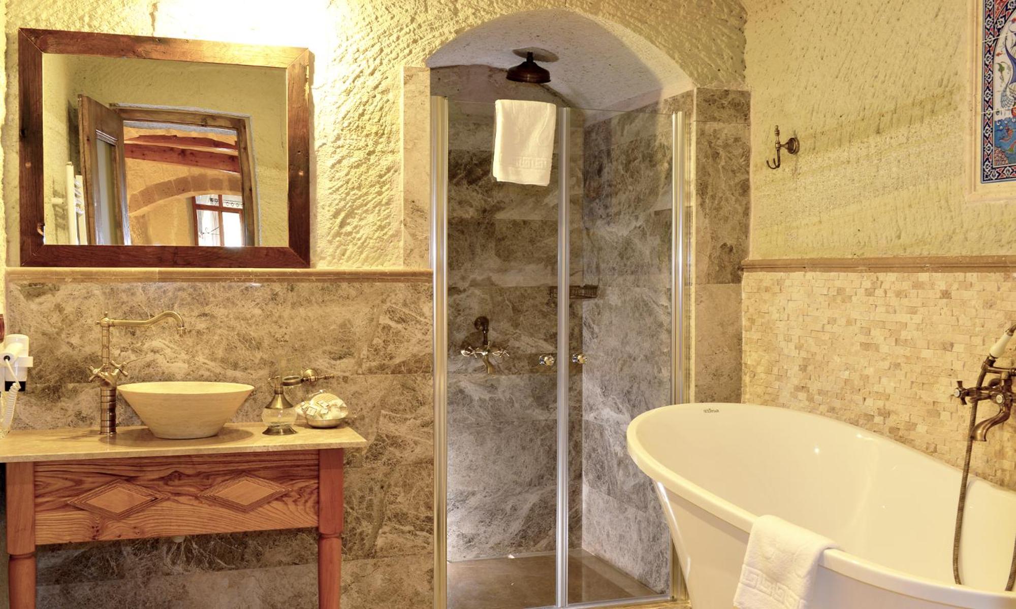 Seki Cave Suites - Image 181