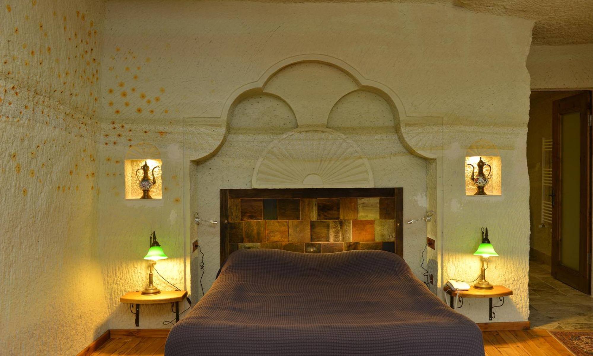 Seki Cave Suites - Image 183