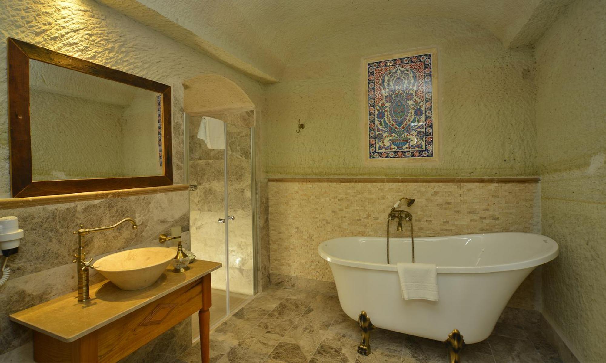 Seki Cave Suites - Image 18