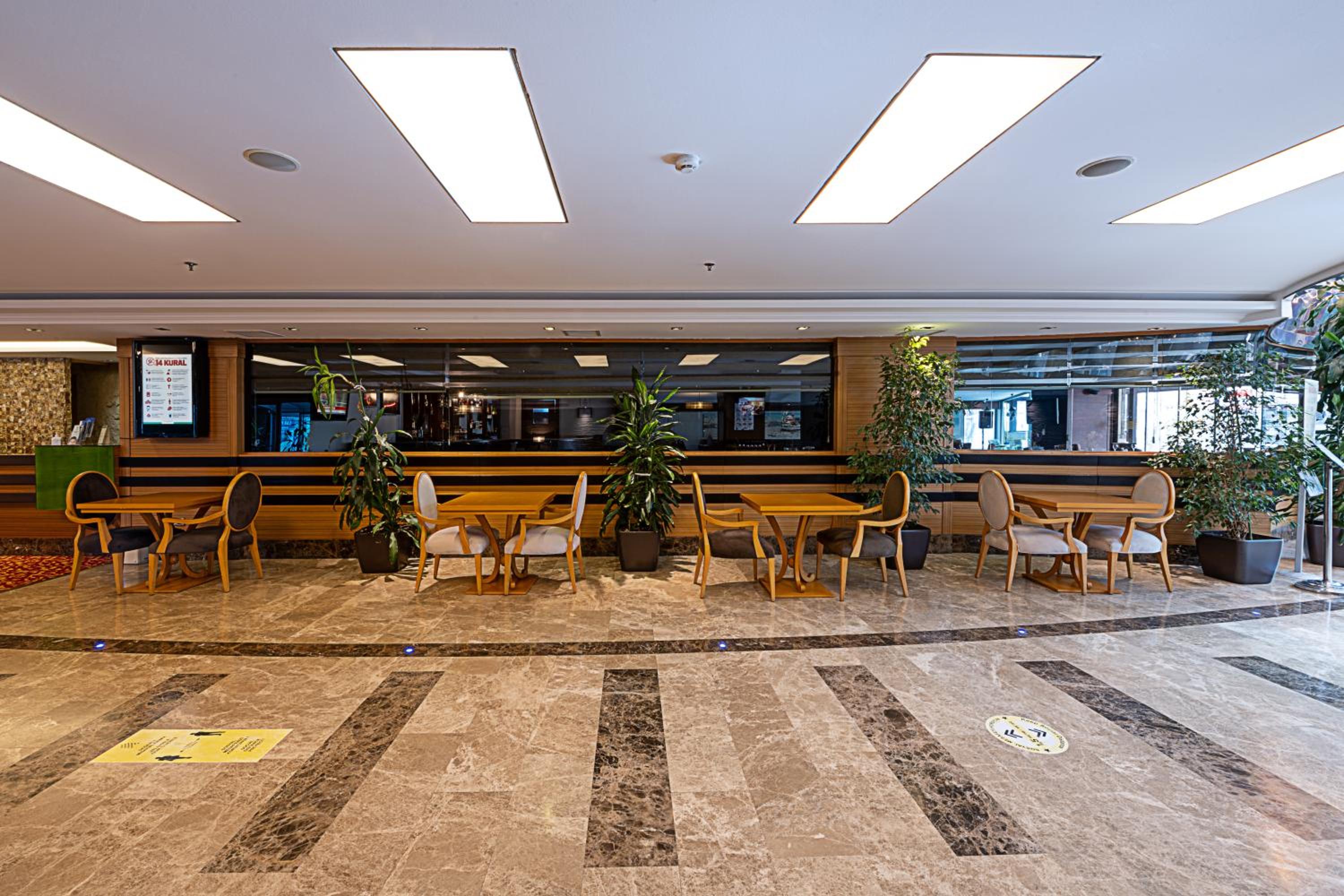 Dream Hill Business Deluxe Hotel Asia - Image 39