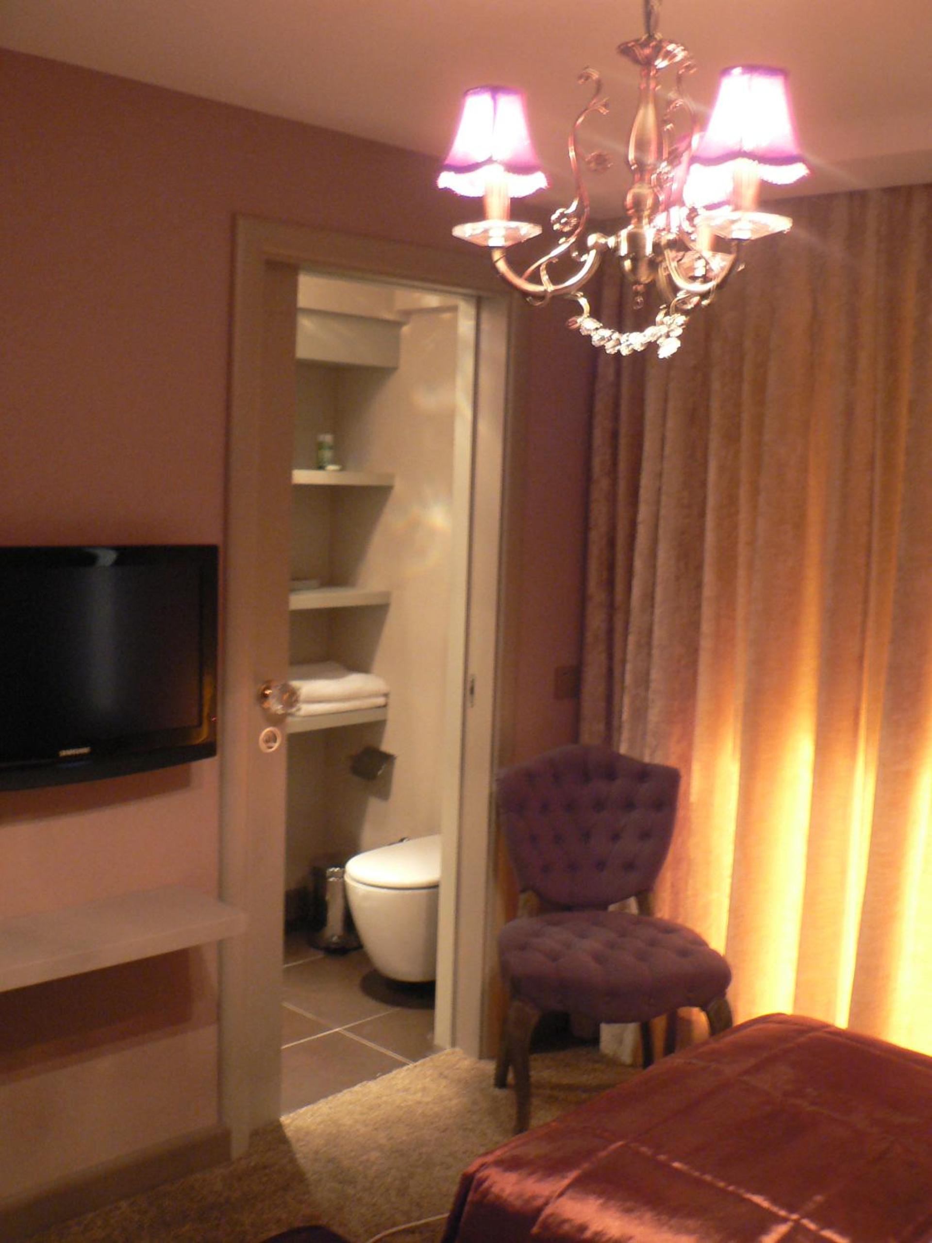 Hypnos Design Hotel - Image 47