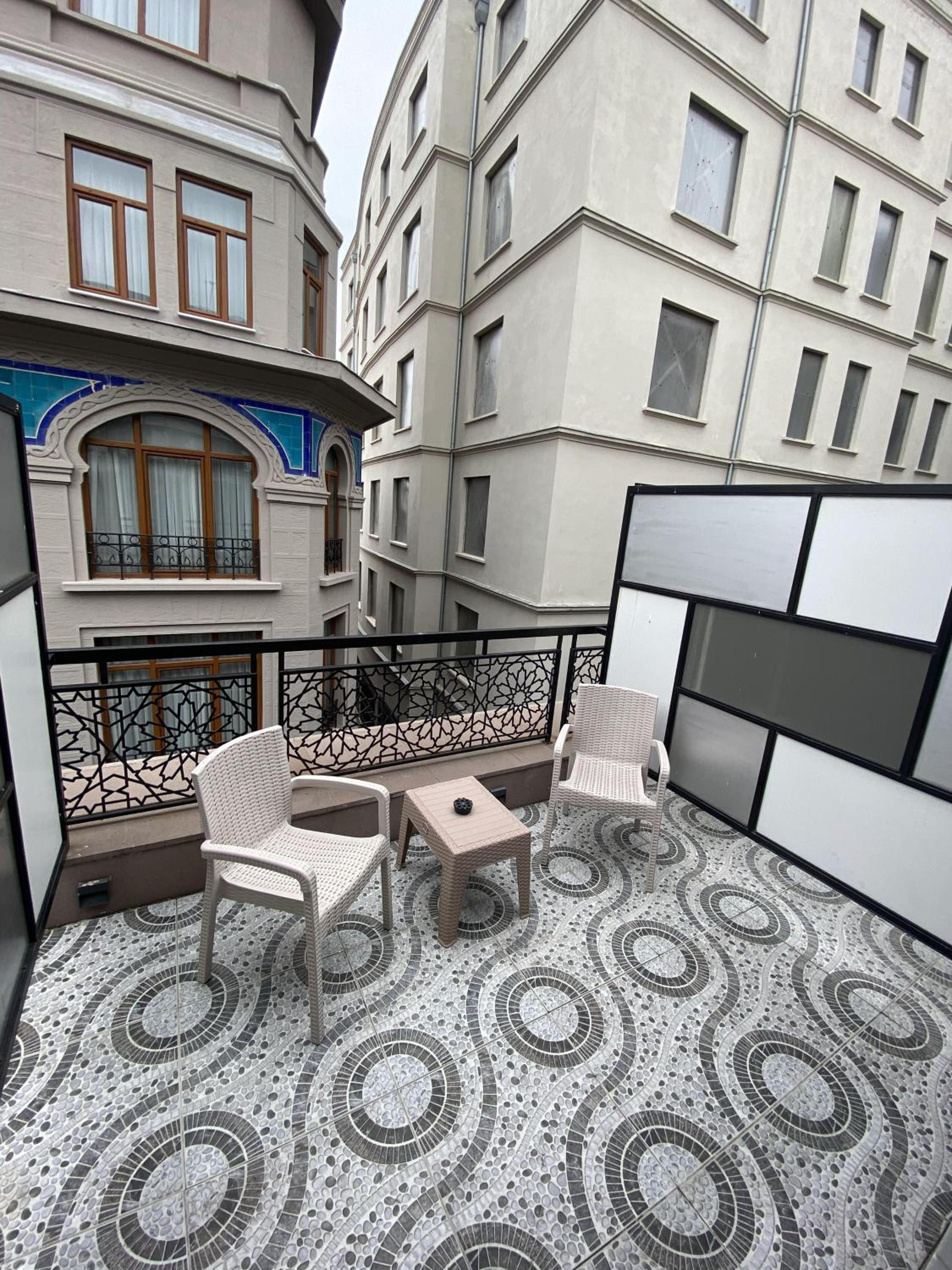 Manesol Boutique Galata - Image 56