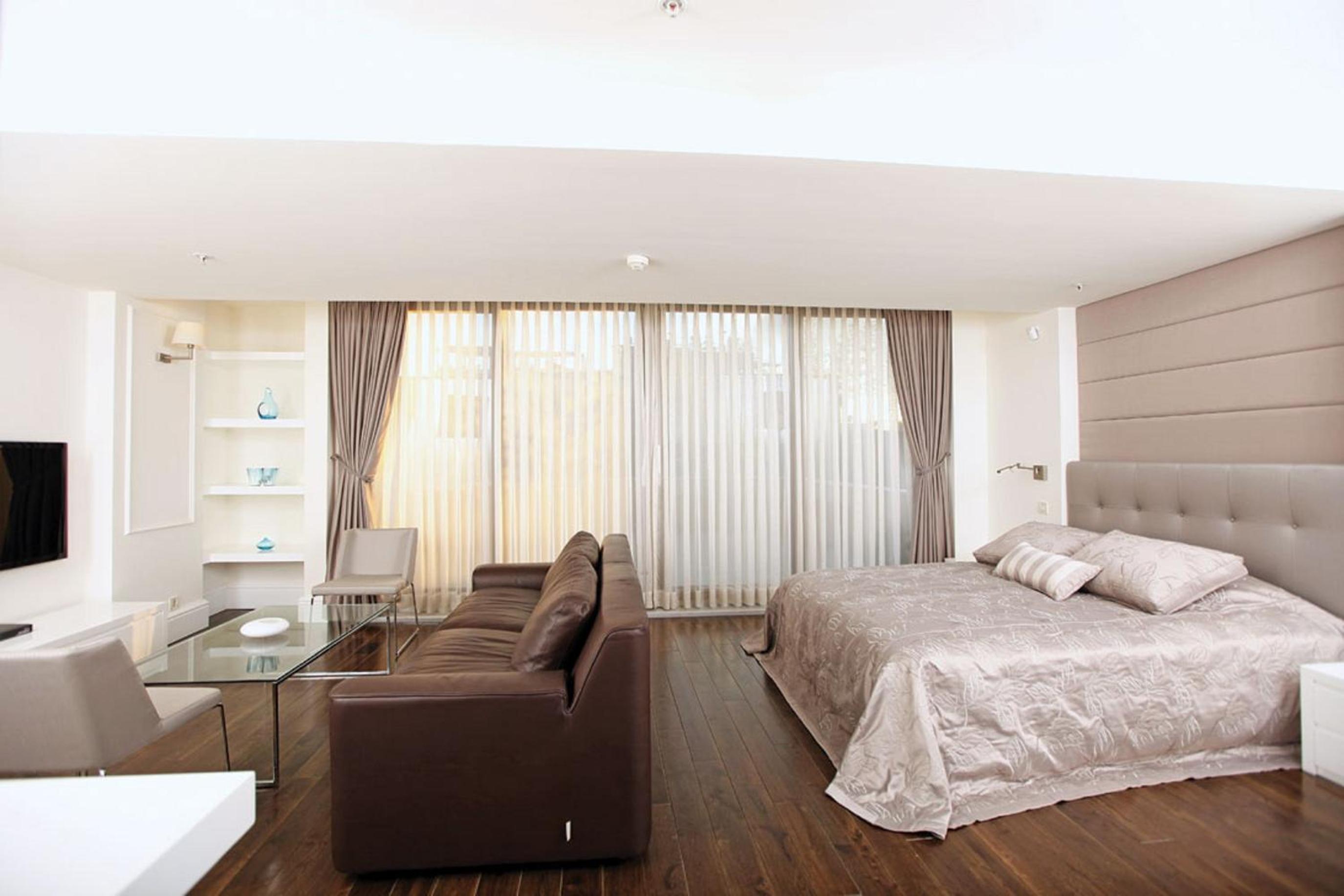 Pera Residence - Image 21