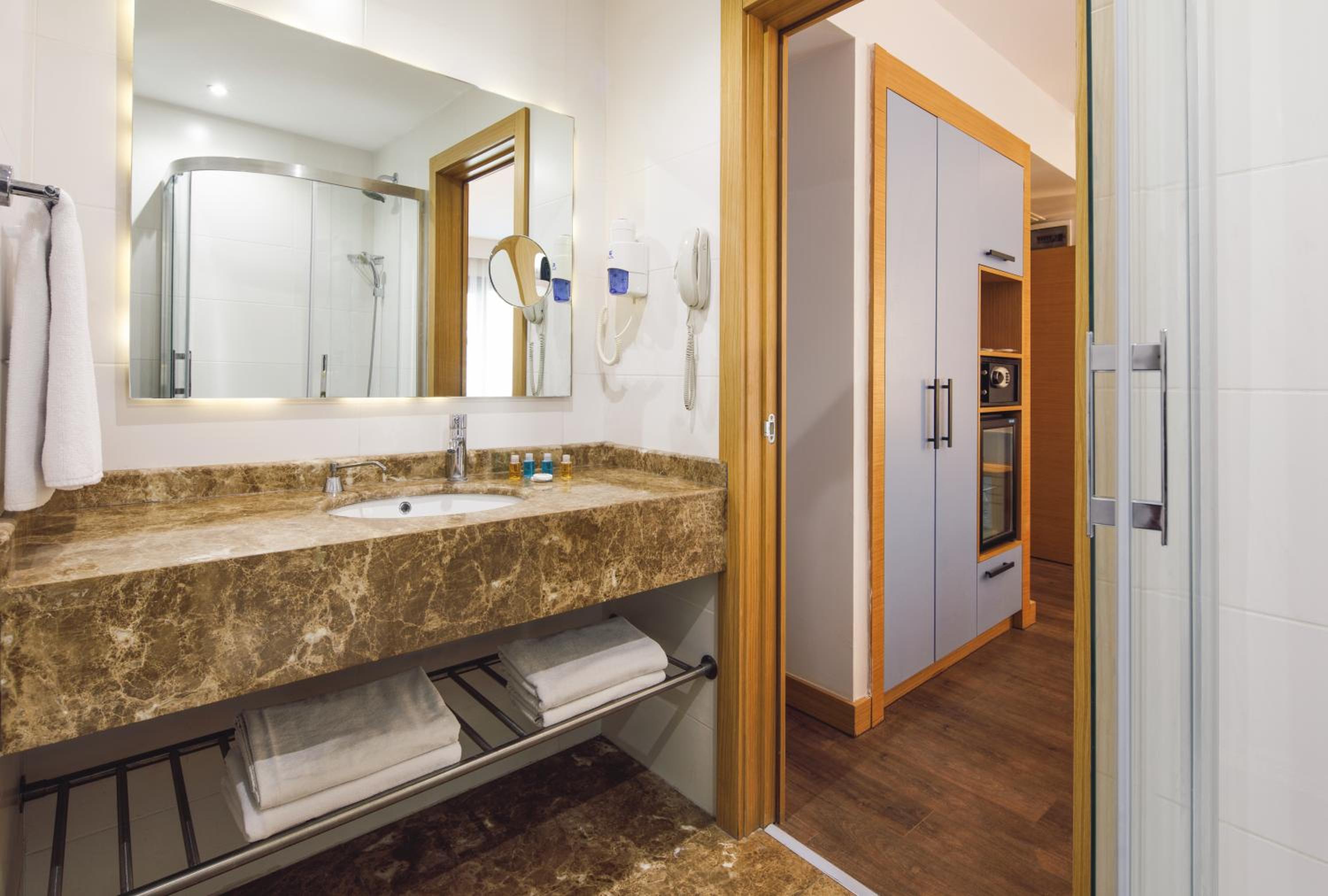 Urban Hotel Bomonti - Image 34