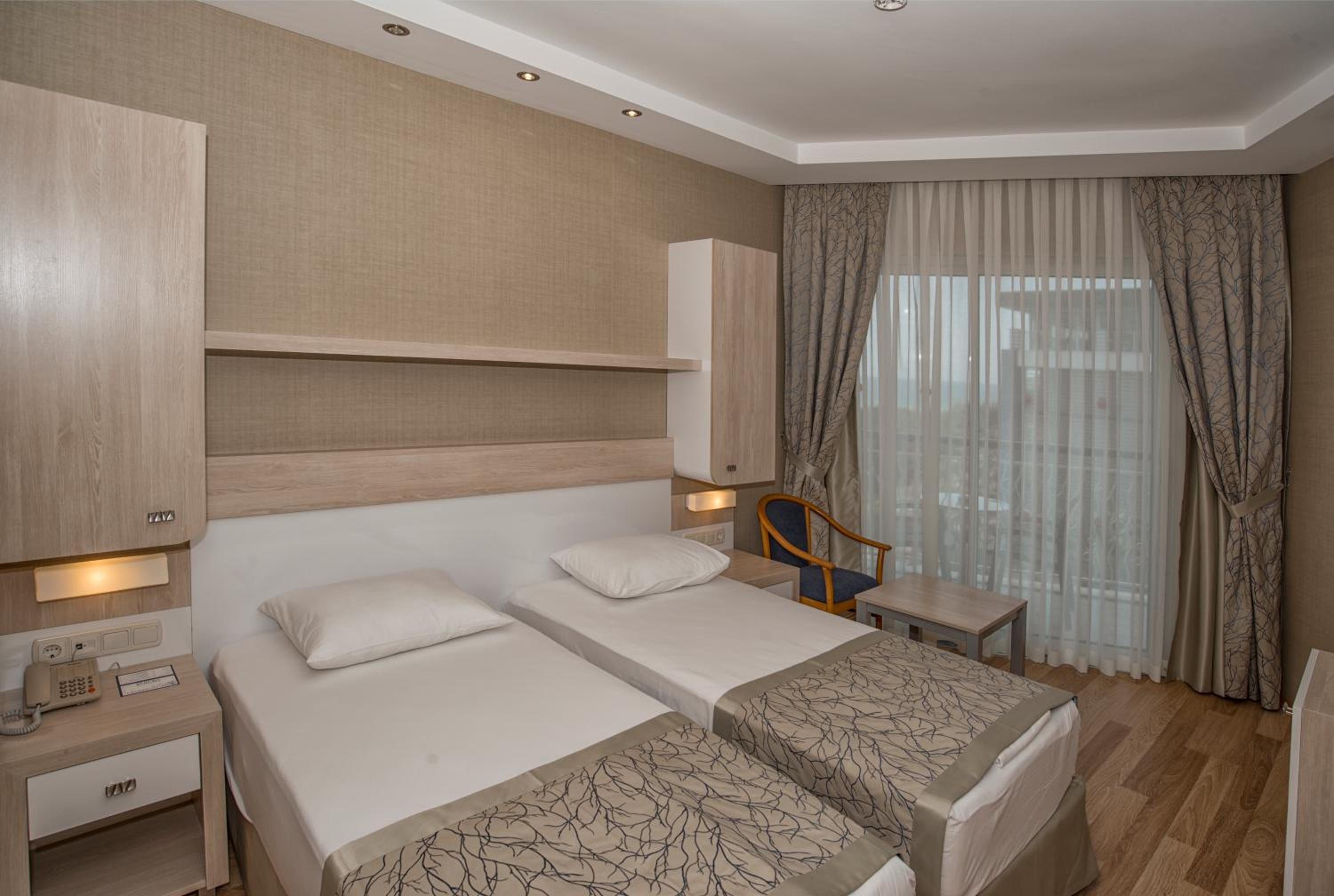 Riviera Hotel & Spa - Image 21